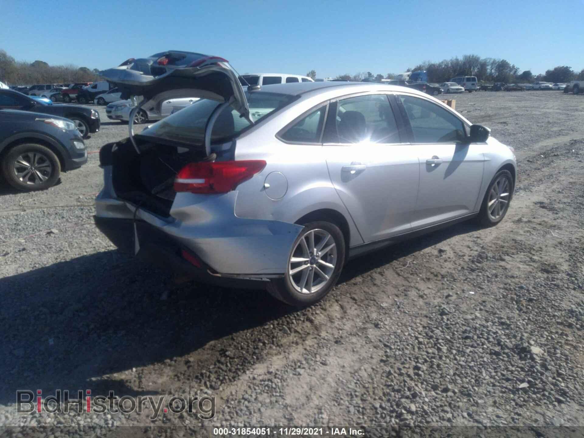 2017 FORD FOCUS - VIN: 1FADP3F23HL345708 - Фото 4