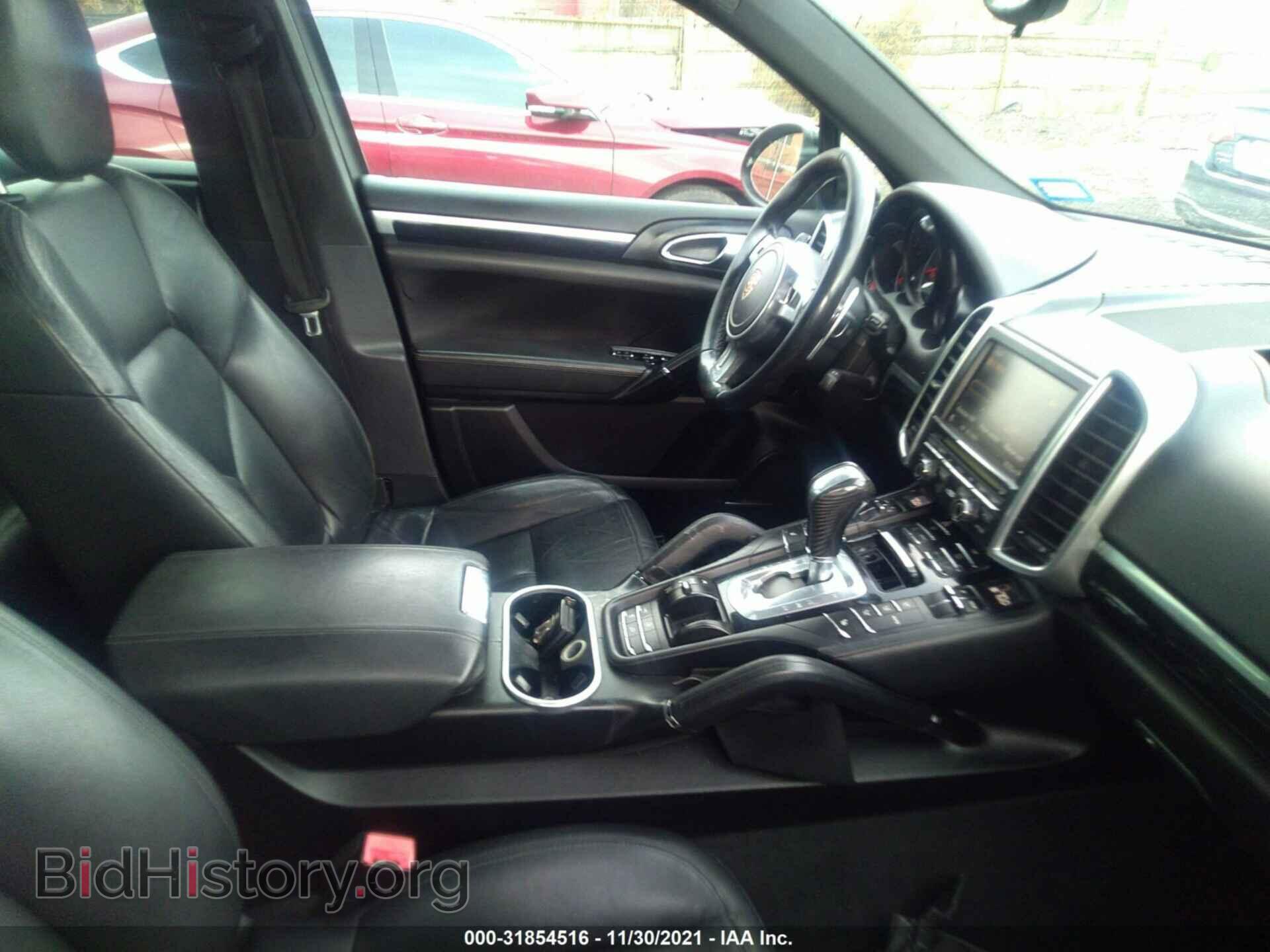 2011 PORSCHE CAYENNE - VIN: WP1AA2A27BLA00221 - Photo 5