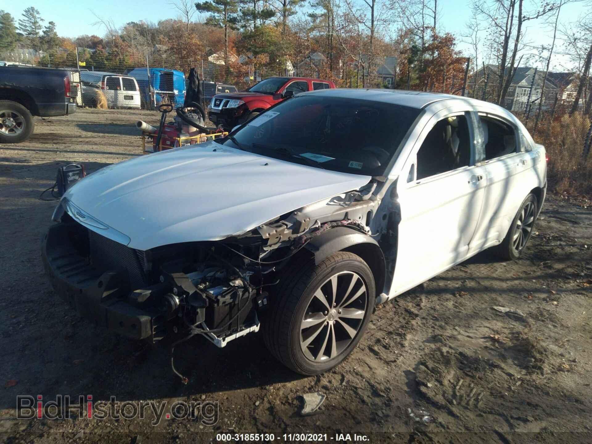 2012 CHRYSLER 200 - VIN: 1C3CCBBGXCN301140 - Фото 2