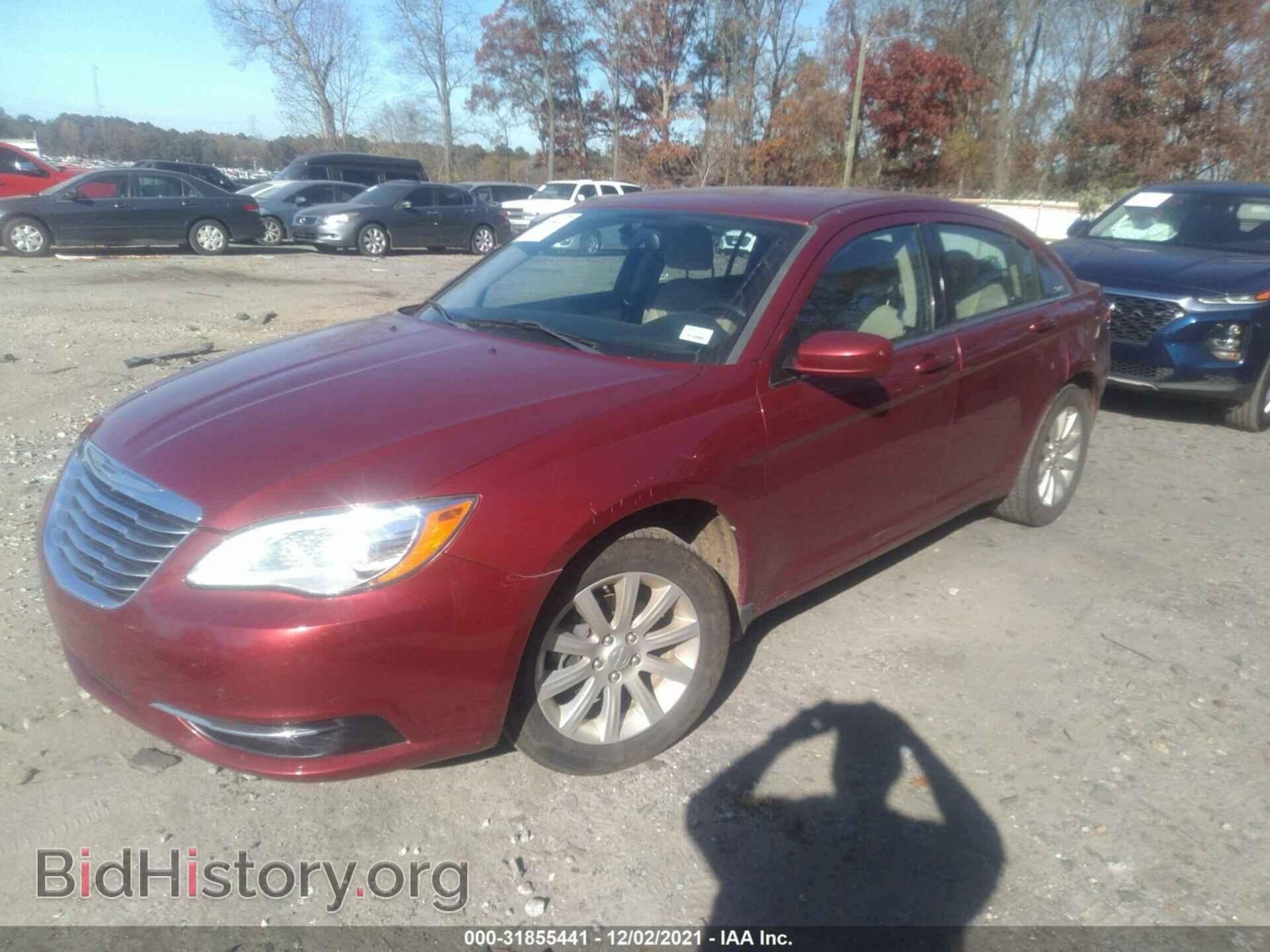 2013 CHRYSLER 200 - VIN: 1C3CCBBB1DN515018 - Фото 2
