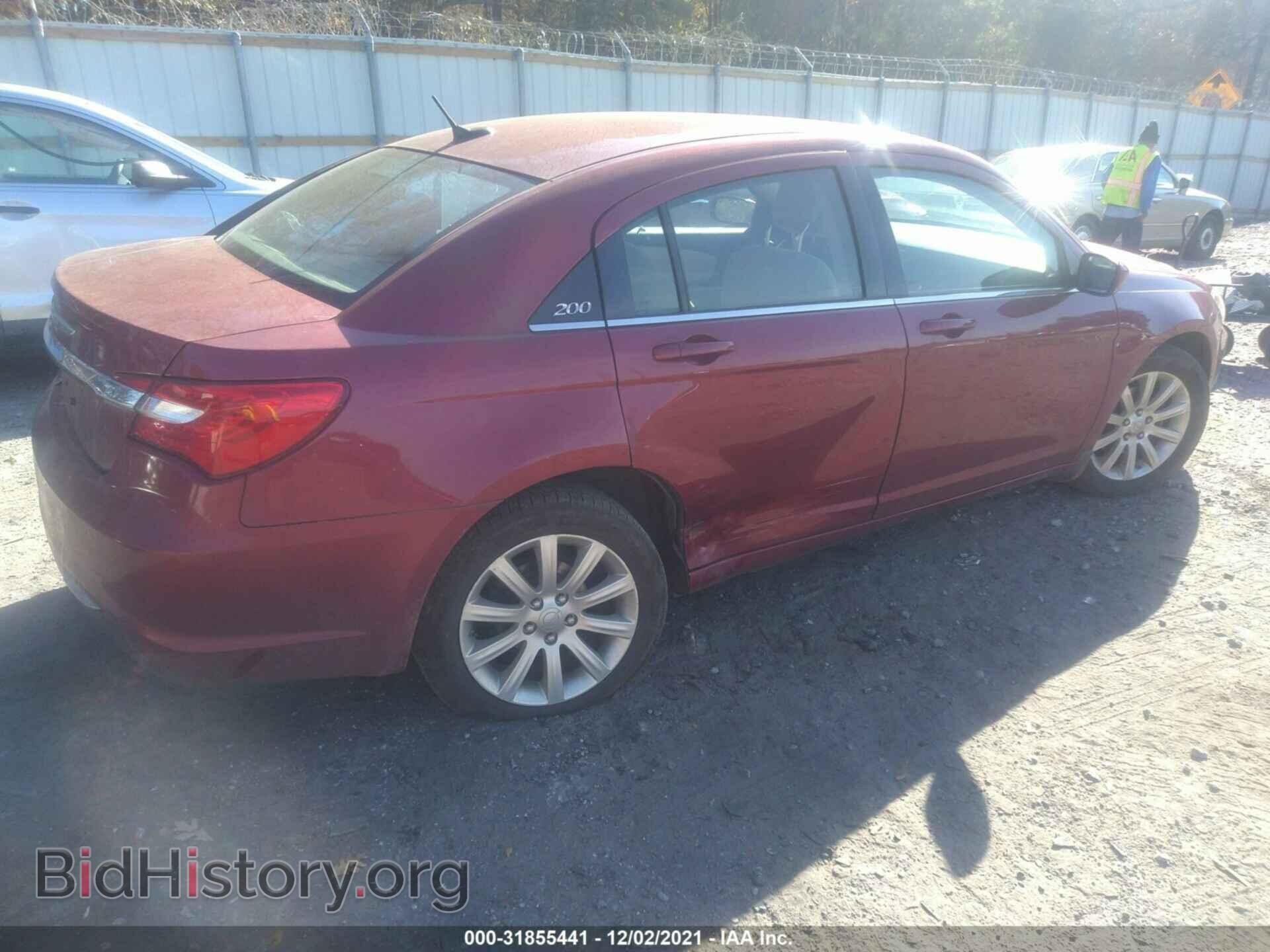 2013 CHRYSLER 200 - VIN: 1C3CCBBB1DN515018 - Фото 4
