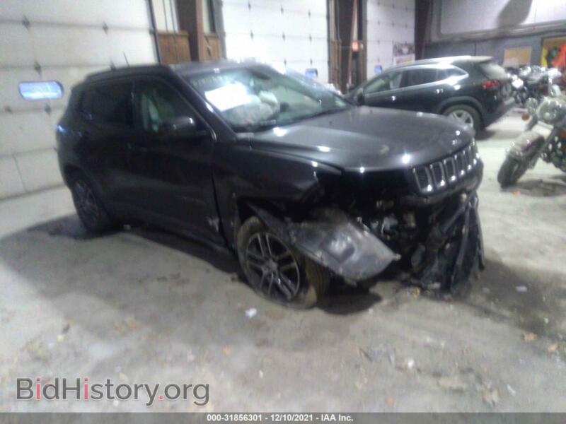 2017 Jeep COMPASS Latitude (VIN 3C4NJDBB3HT636306) — photo 1 of 11, IAAI, damage: front end