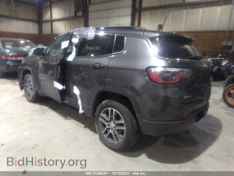 2017 Jeep COMPASS (VIN 3C4NJDBB3HT636306) — photo 3 of 11