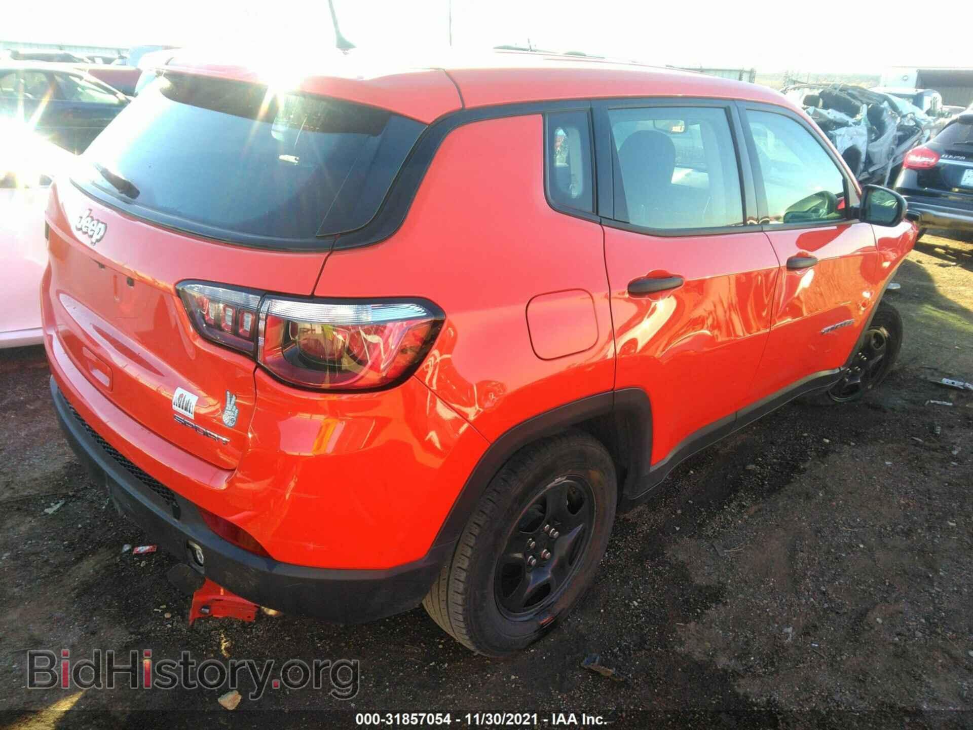 2018 JEEP COMPASS - VIN: 3C4NJCAB1JT182042 - Фото 4