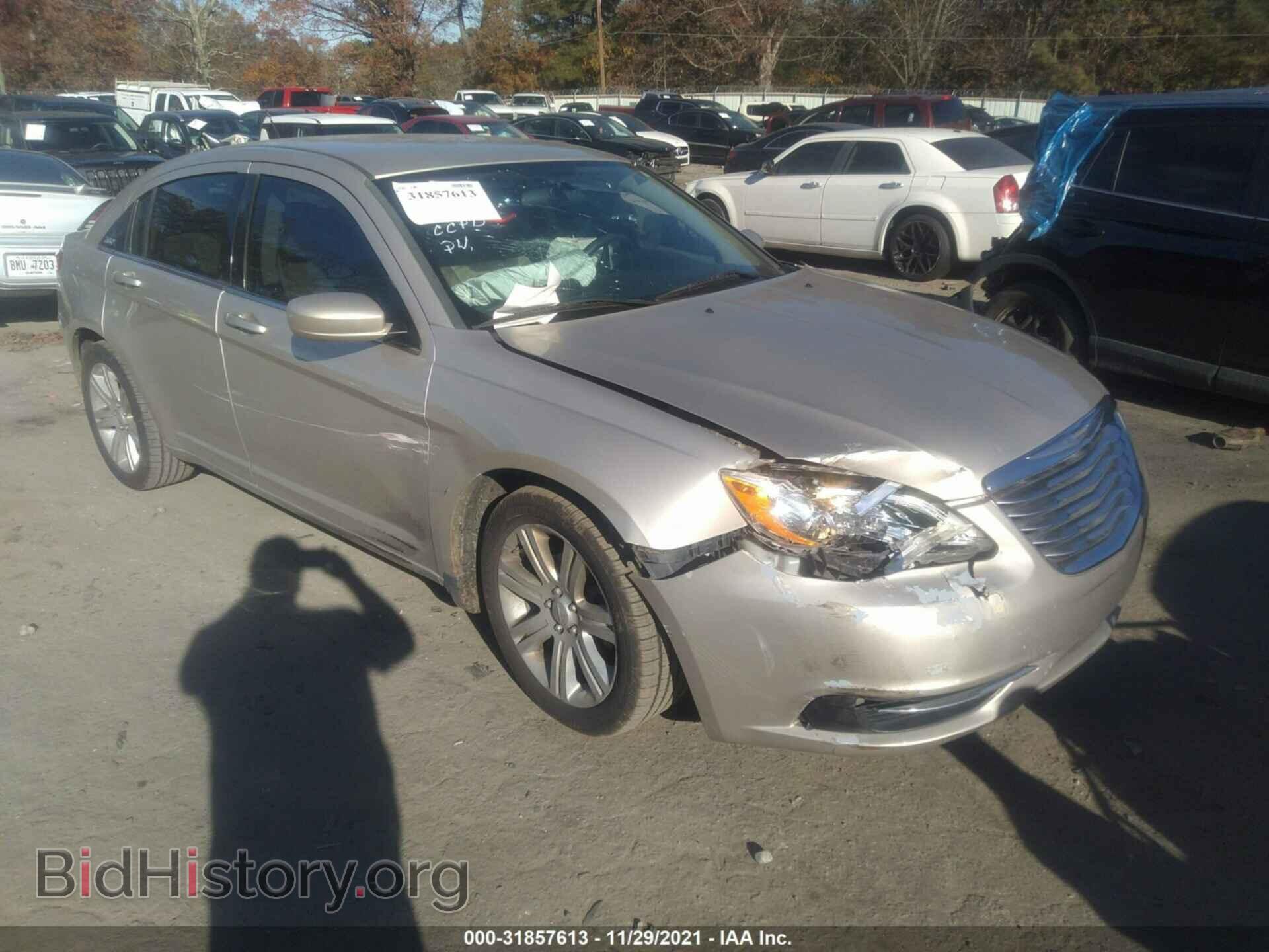 Фотография 1C3CCBABXDN670362 - CHRYSLER 200 2013