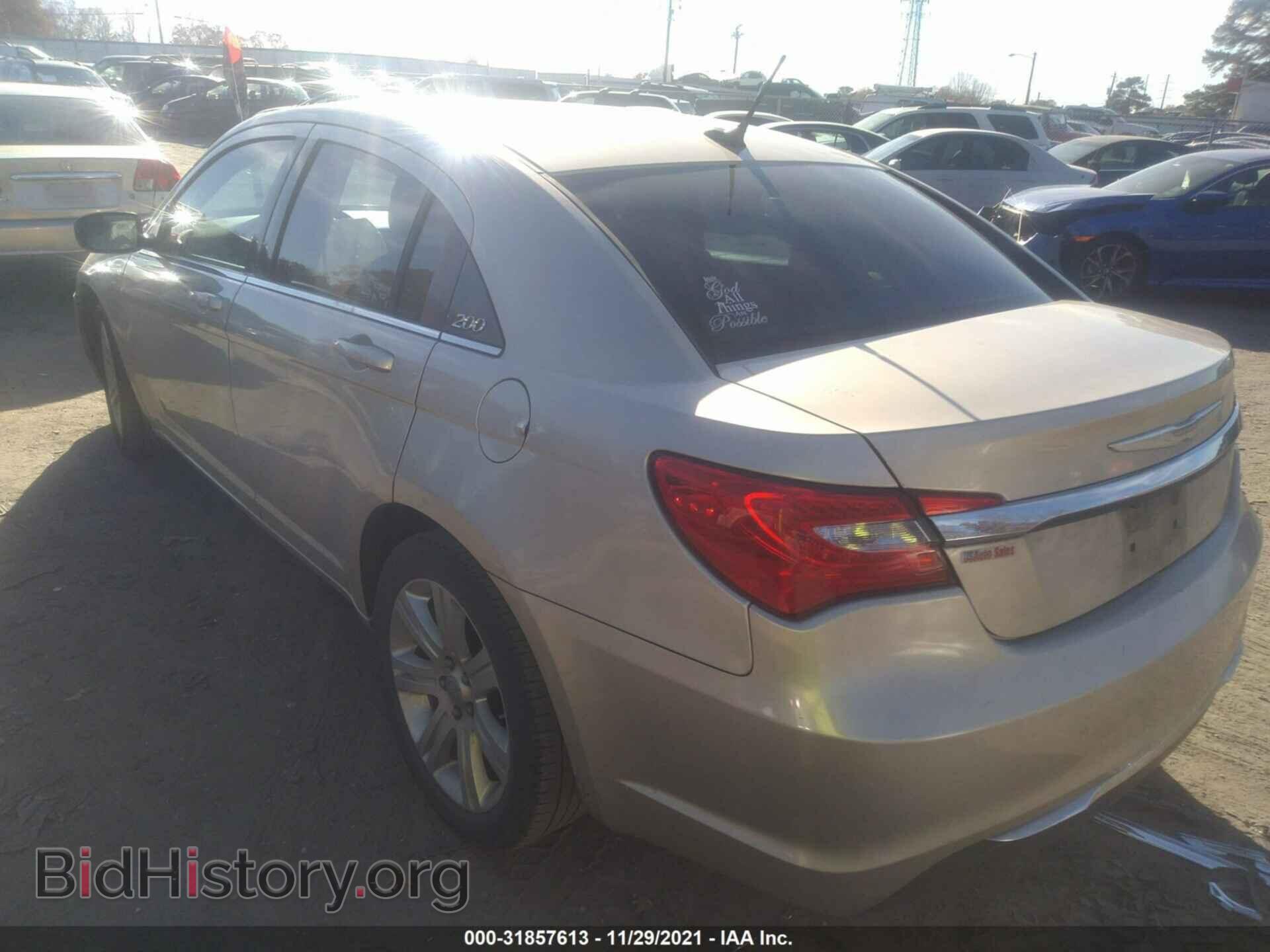 2013 CHRYSLER 200 - VIN: 1C3CCBABXDN670362 - Фото 3