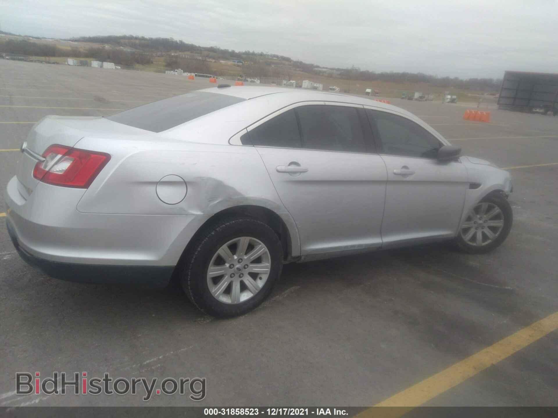 2010 FORD TAURUS - VIN: 1FAHP2DW0AG121618 - Фото 4