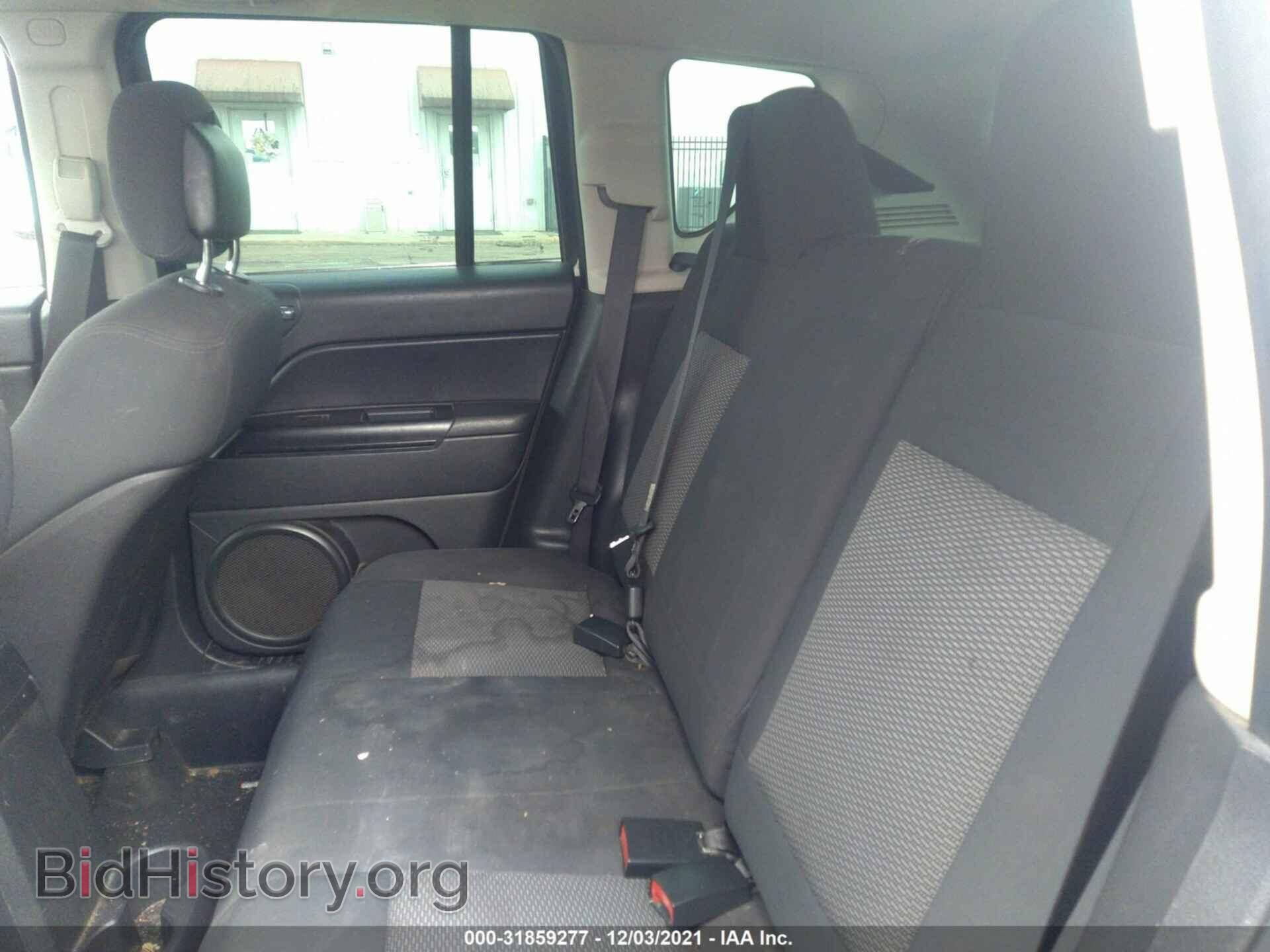 2010 JEEP COMPASS - VIN: 1J4NT4FB2AD549524 - Фото 8