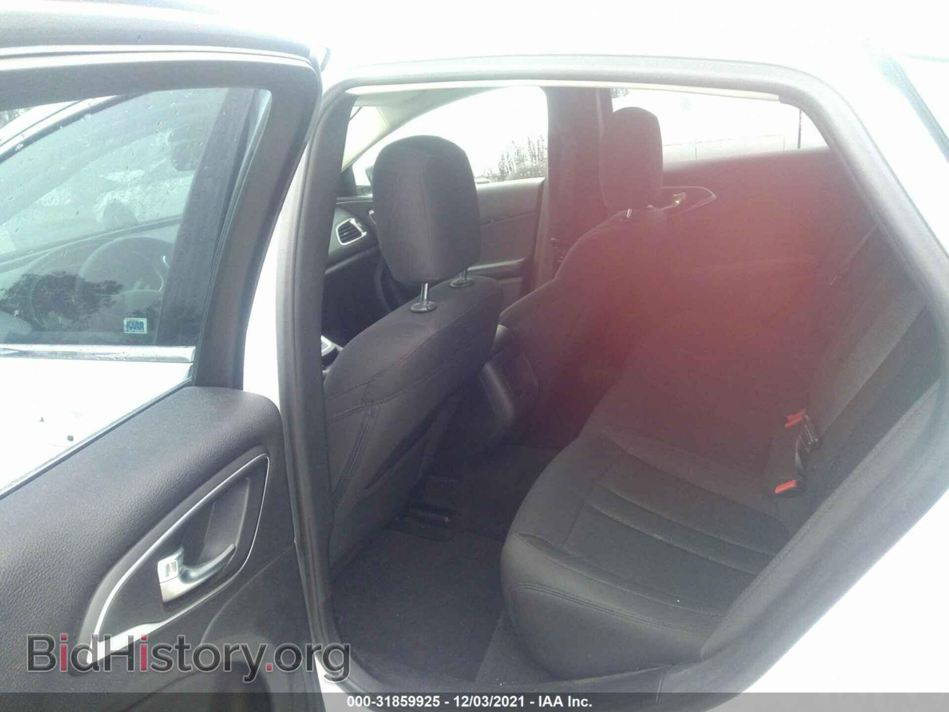 2015 CHRYSLER 200 - VIN: 1C3CCCFB3FN567785 - Фото 8