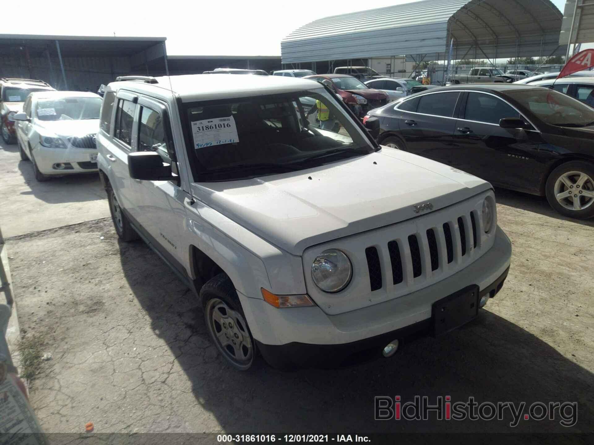 Photo 1C4NJRBB8HD144289 - JEEP PATRIOT 2017