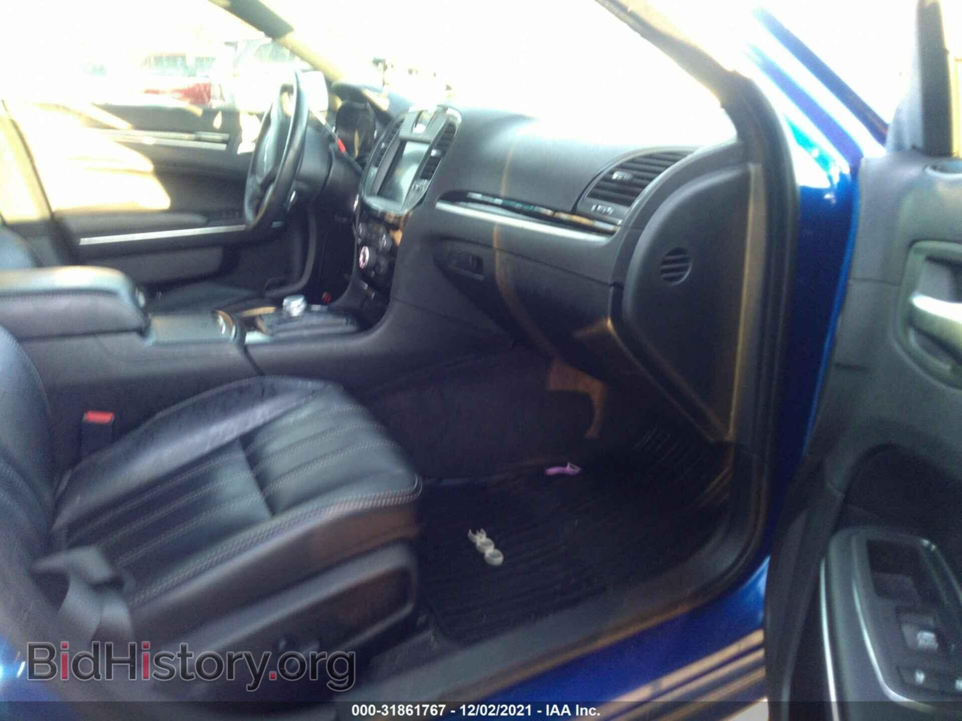2018 CHRYSLER 300 - VIN: 2C3CCABG8JH266713 - Фото 5