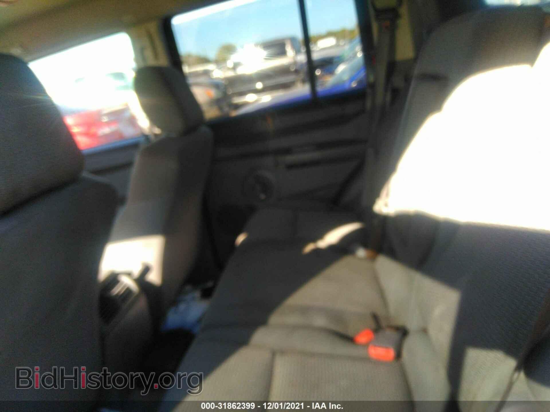 2007 JEEP COMMANDER - VIN: 1J8HH48K17C534165 - Фото 8