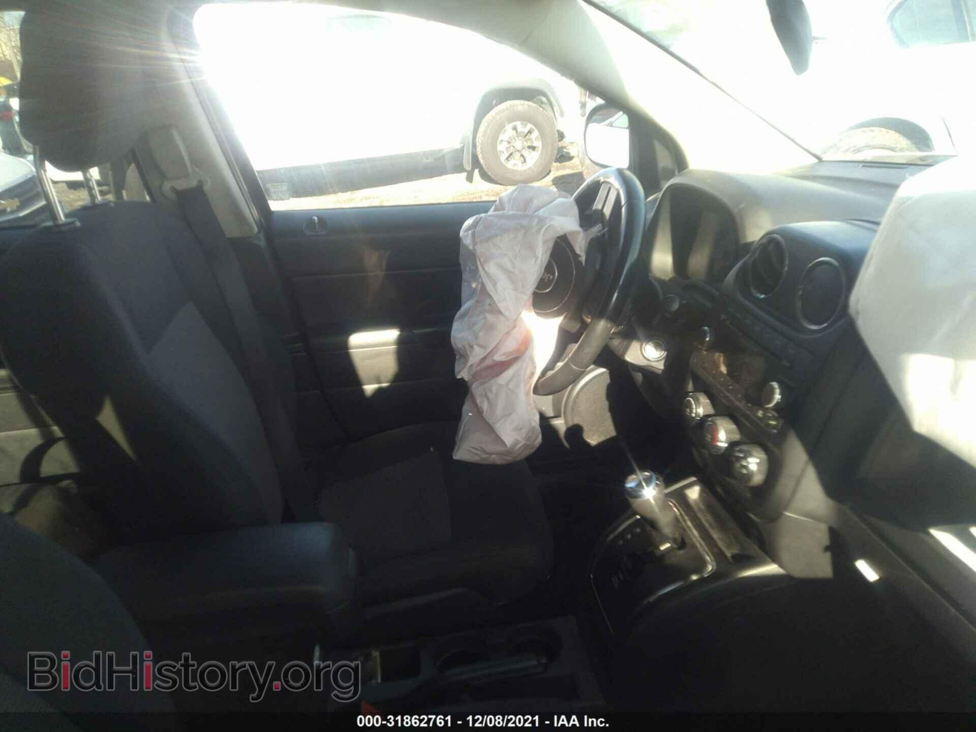 2012 JEEP COMPASS - VIN: 1C4NJDEB8CD577456 - Фото 5