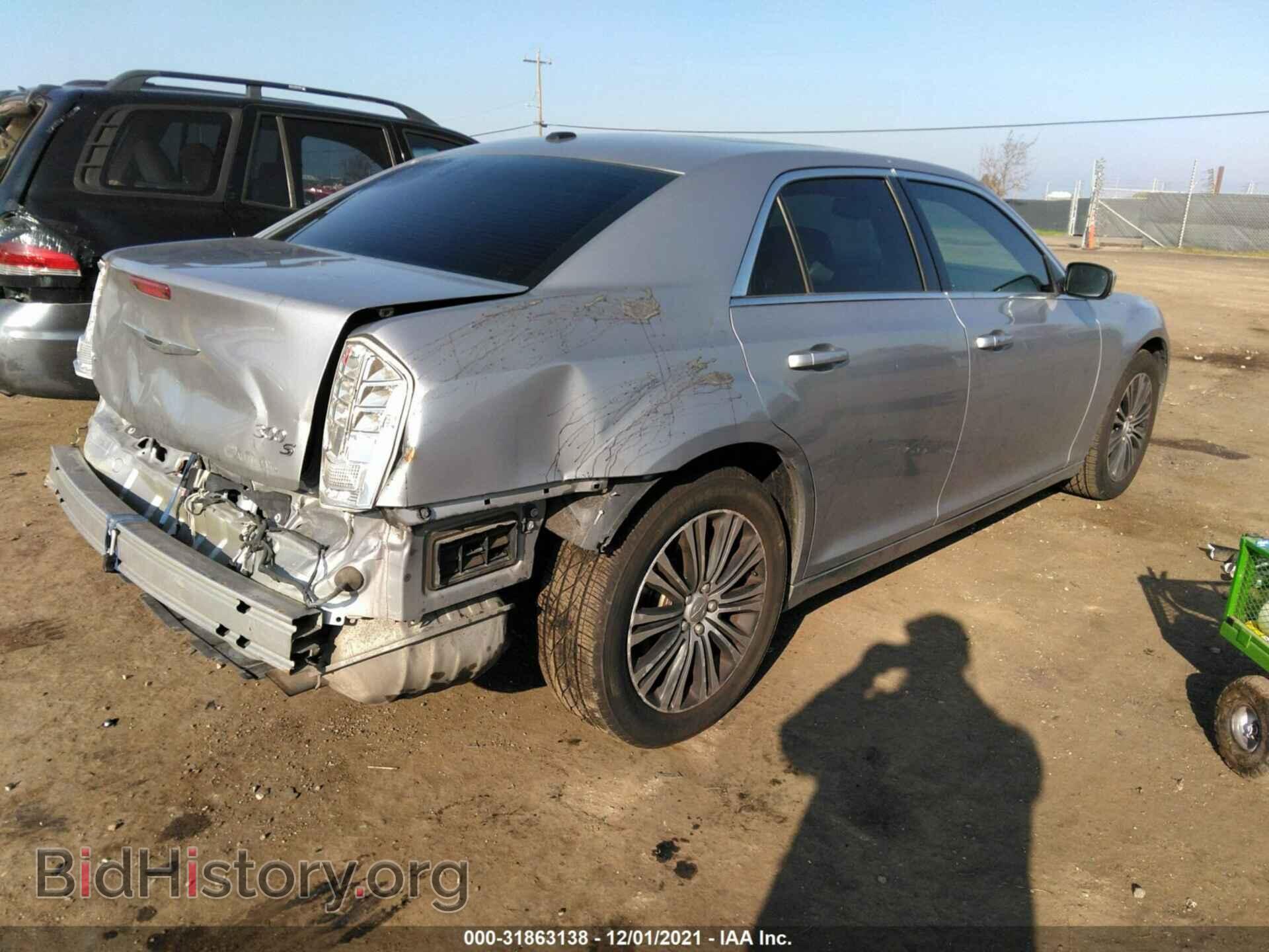 2014 CHRYSLER 300 - VIN: 2C3CCAGG6EH183070 - Фото 4