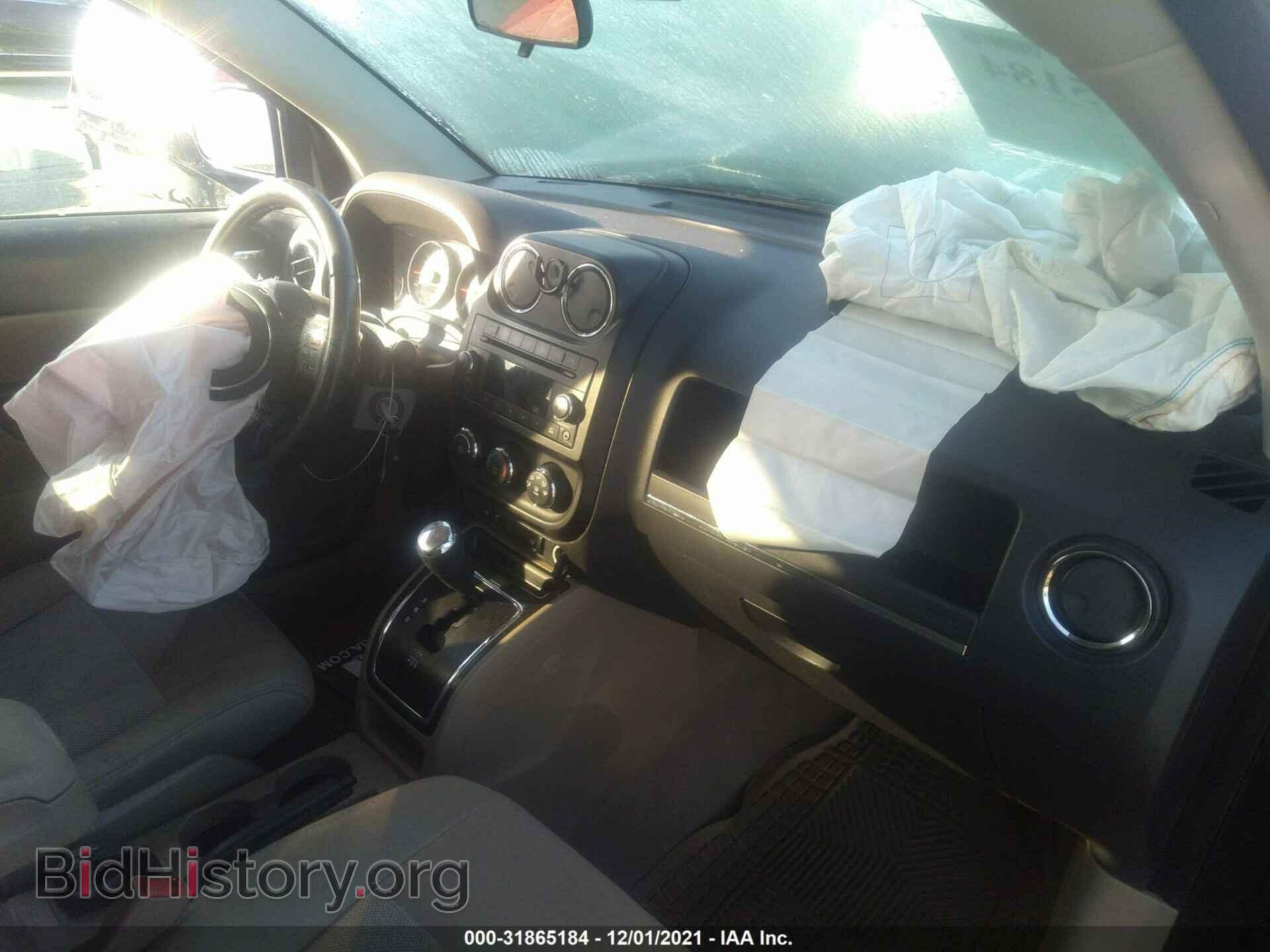 2011 JEEP COMPASS - VIN: 1J4NT1FB9BD138640 - Photo 5