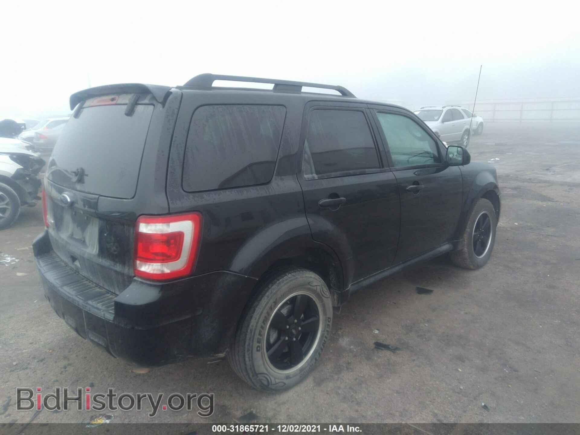2010 FORD ESCAPE - VIN: 1FMCU9D70AKB09024 - Photo 4