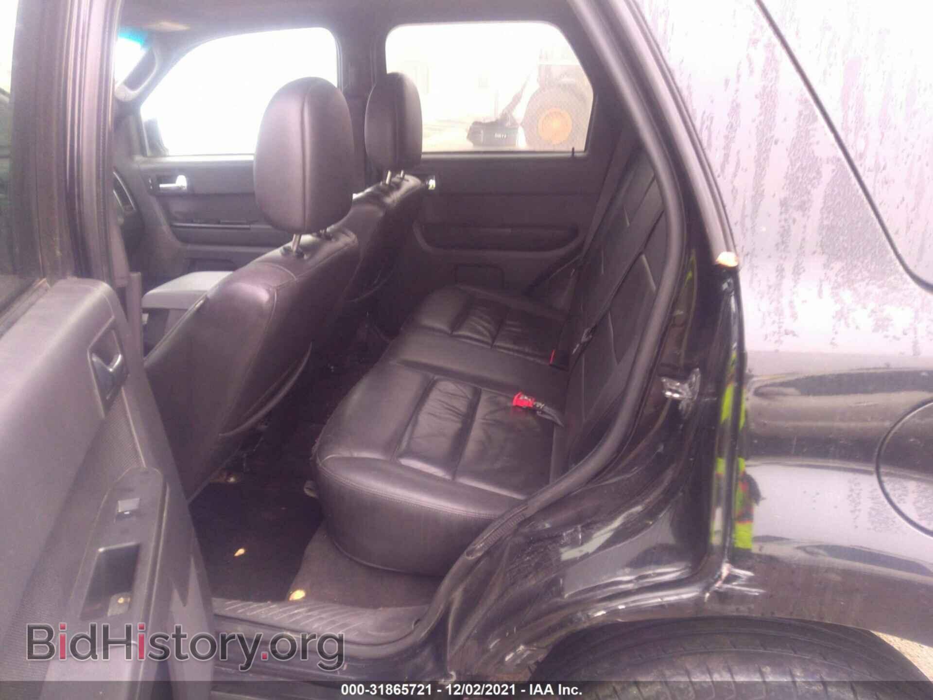 2010 FORD ESCAPE - VIN: 1FMCU9D70AKB09024 - Photo 8