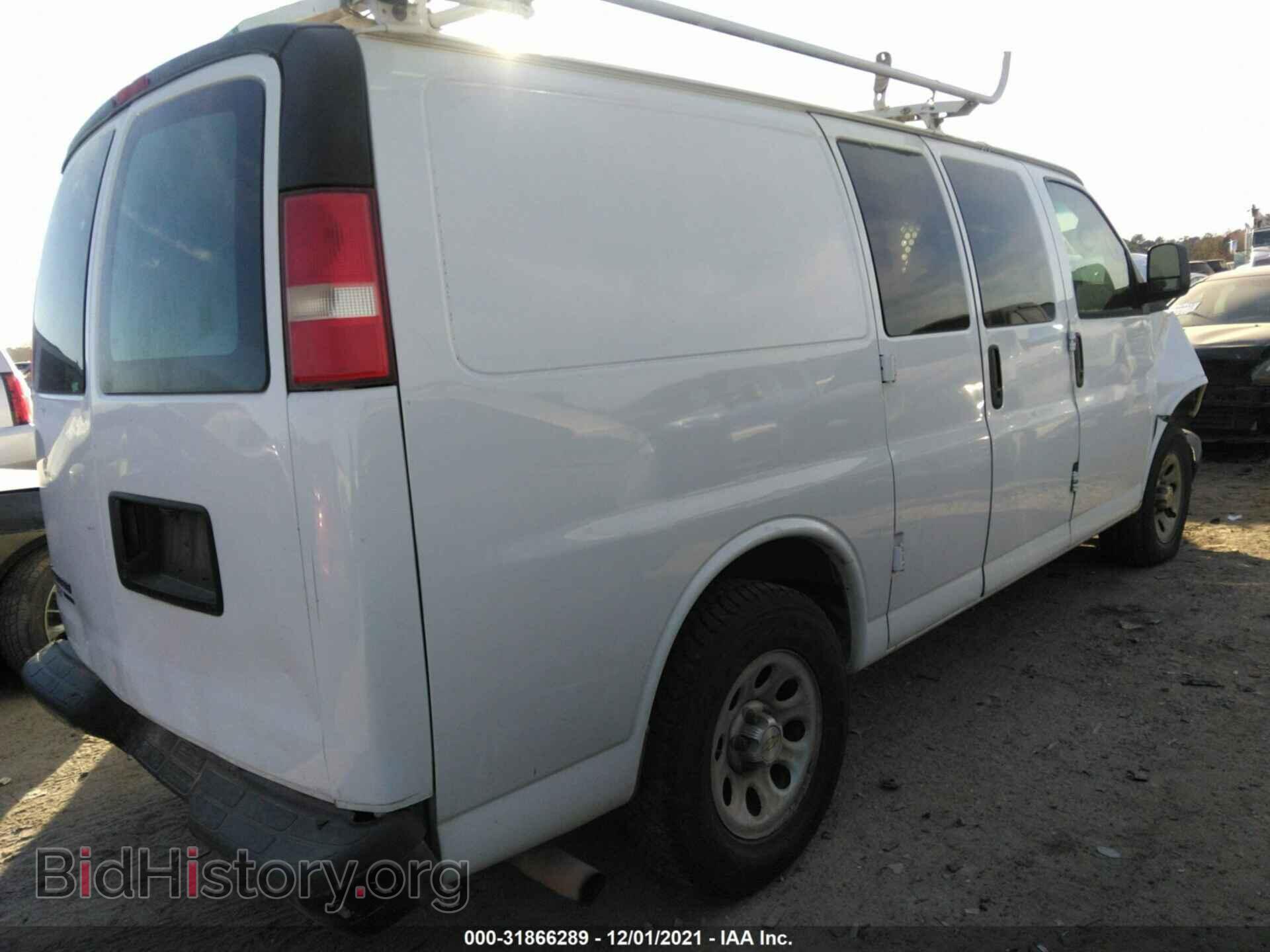 2013 CHEVROLET EXPRESS CARGO VAN - VIN: 1GCSGAFX9D1106543 - Фото 4
