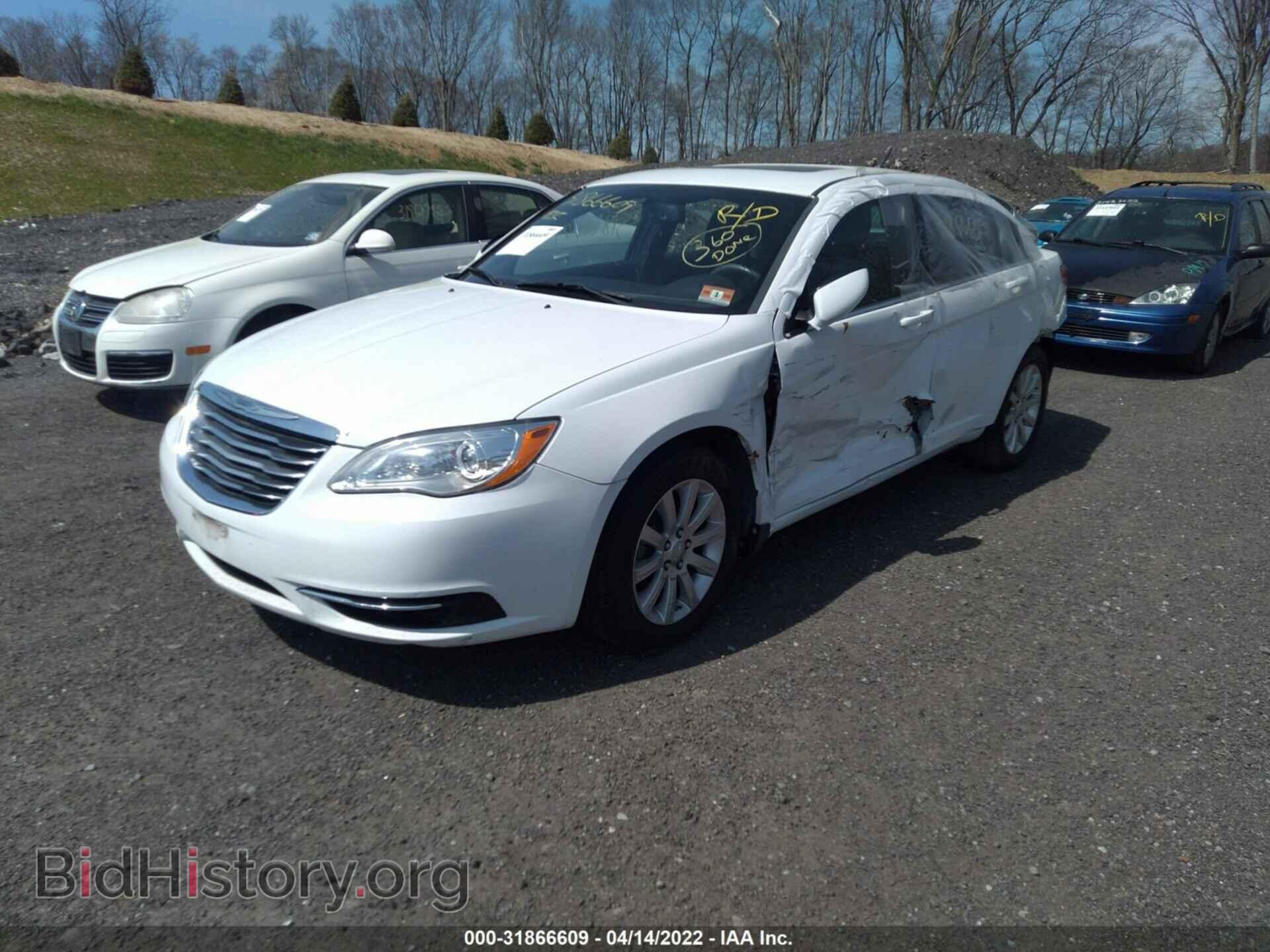 2013 CHRYSLER 200 - VIN: 1C3CCBBB8DN547089 - Photo 2