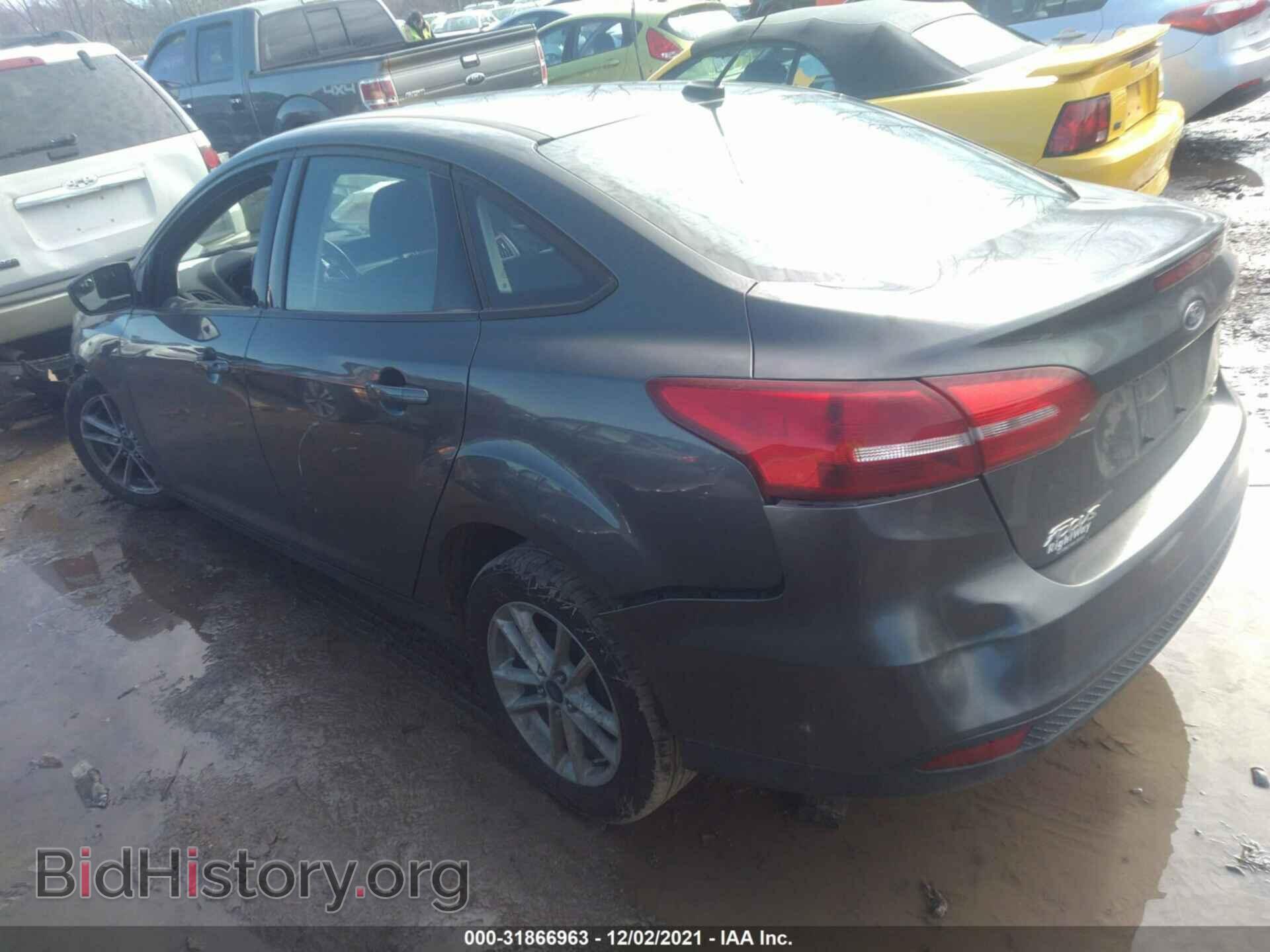2018 FORD FOCUS - VIN: 1FADP3F22JL208765 - Photo 3