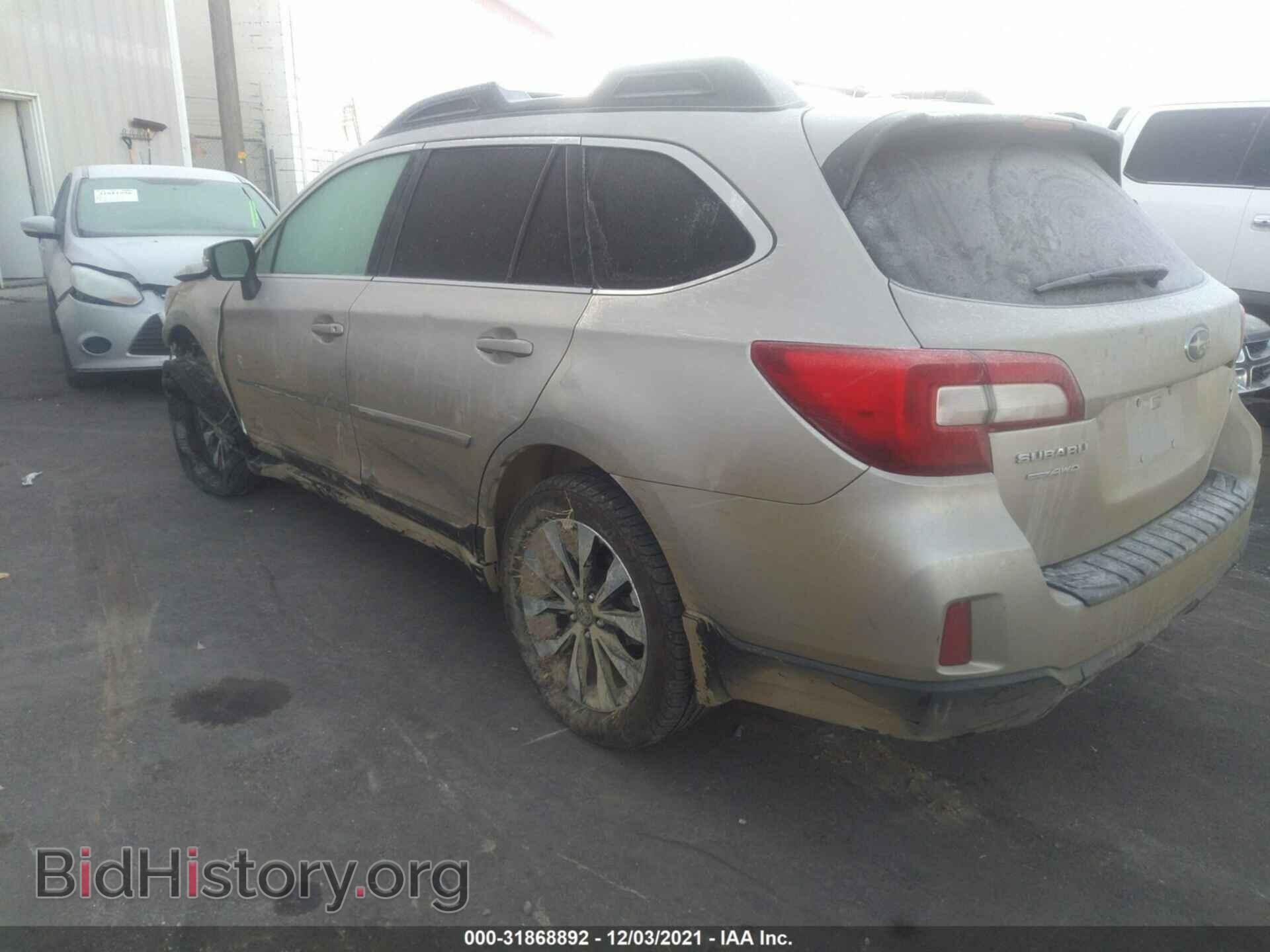 2015 SUBARU OUTBACK - VIN: 4S4BSANC5F3319828 - Фото 3