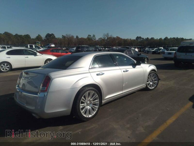 2012 Chrysler 300 (VIN 2C3CCACG2CH238066) — фото 4 из 11