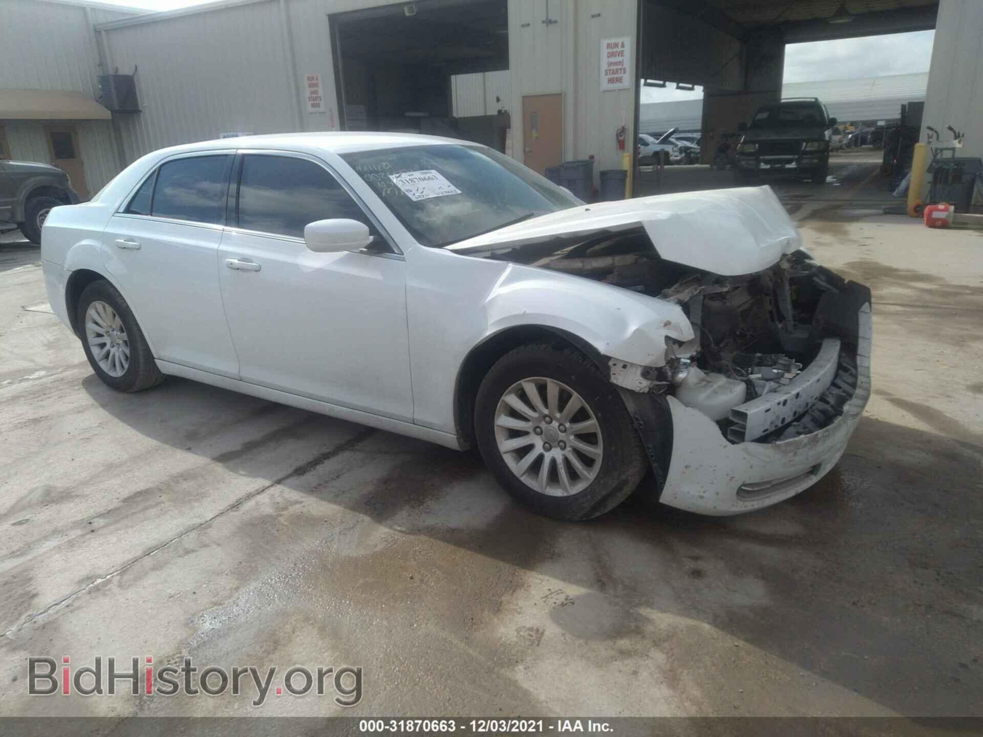 Photo 2C3CCAAG1CH104894 - CHRYSLER 300 2012