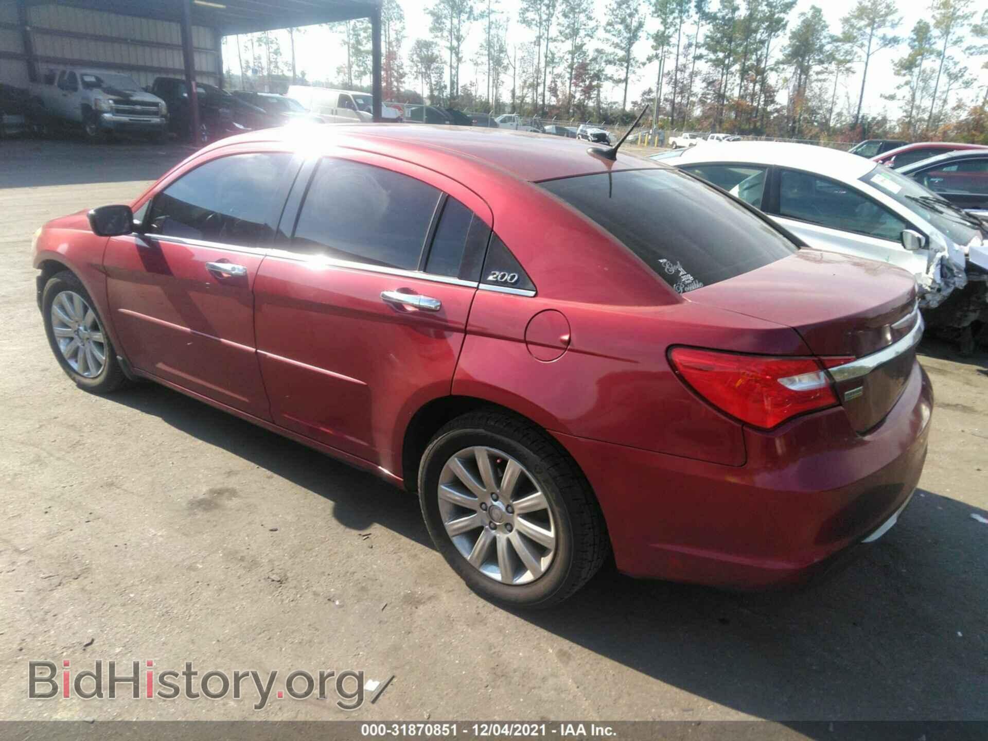 2013 CHRYSLER 200 - VIN: 1C3CCBCG0DN607733 - Фото 3