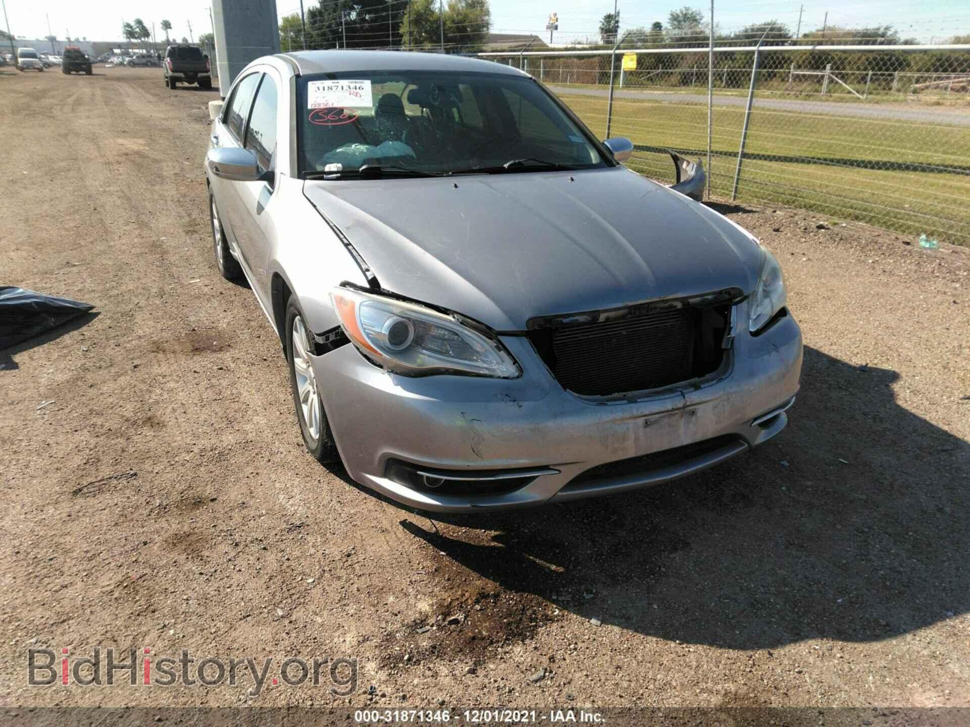 2013 CHRYSLER 200 - VIN: 1C3CCBCG6DN514912 - Фото 6