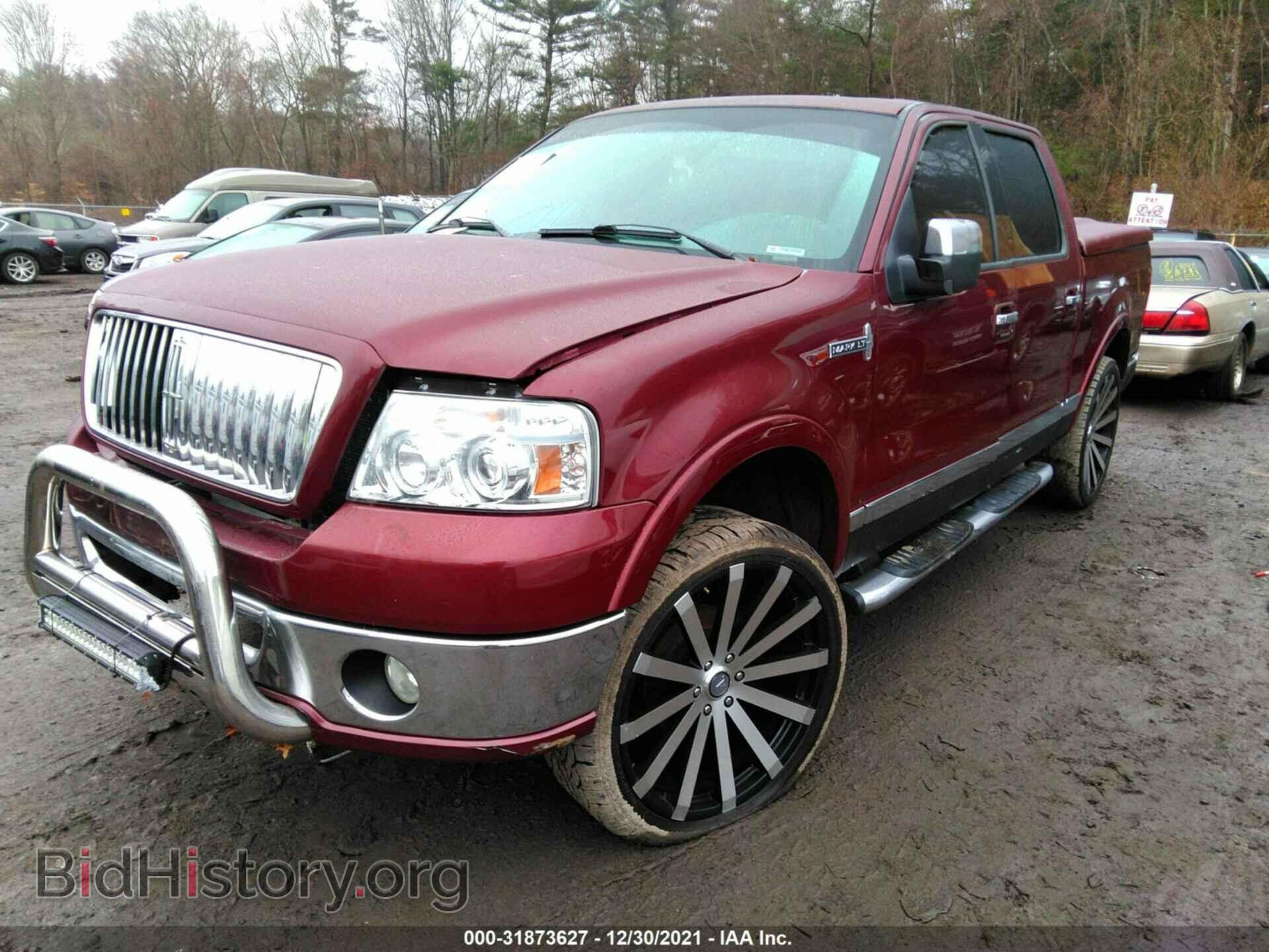 2006 LINCOLN MARK LT - VIN: 5LTPW18506FJ14201 - Фото 2