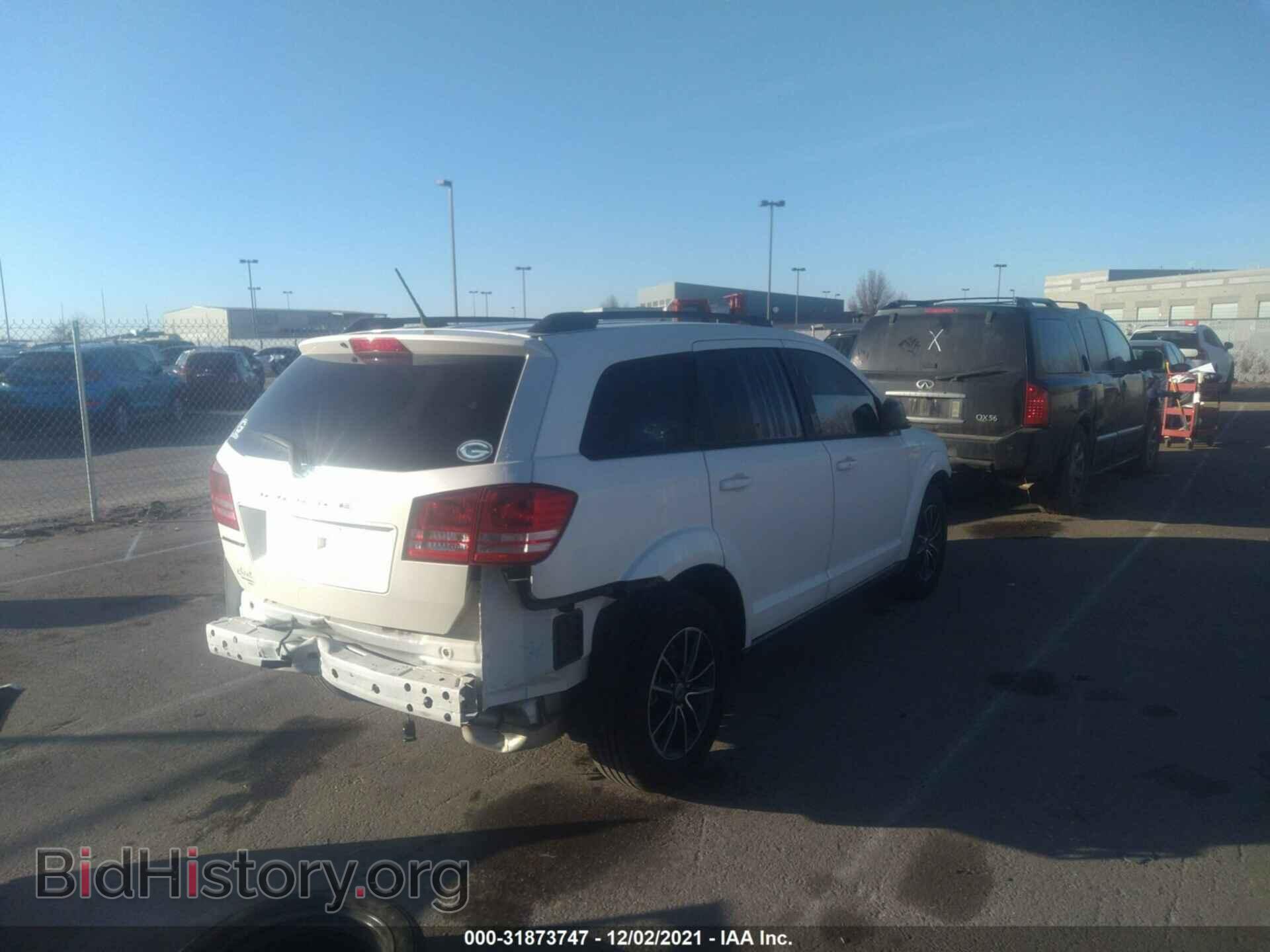 2018 DODGE JOURNEY - VIN: 3C4PDCAB4JT375754 - Фото 4