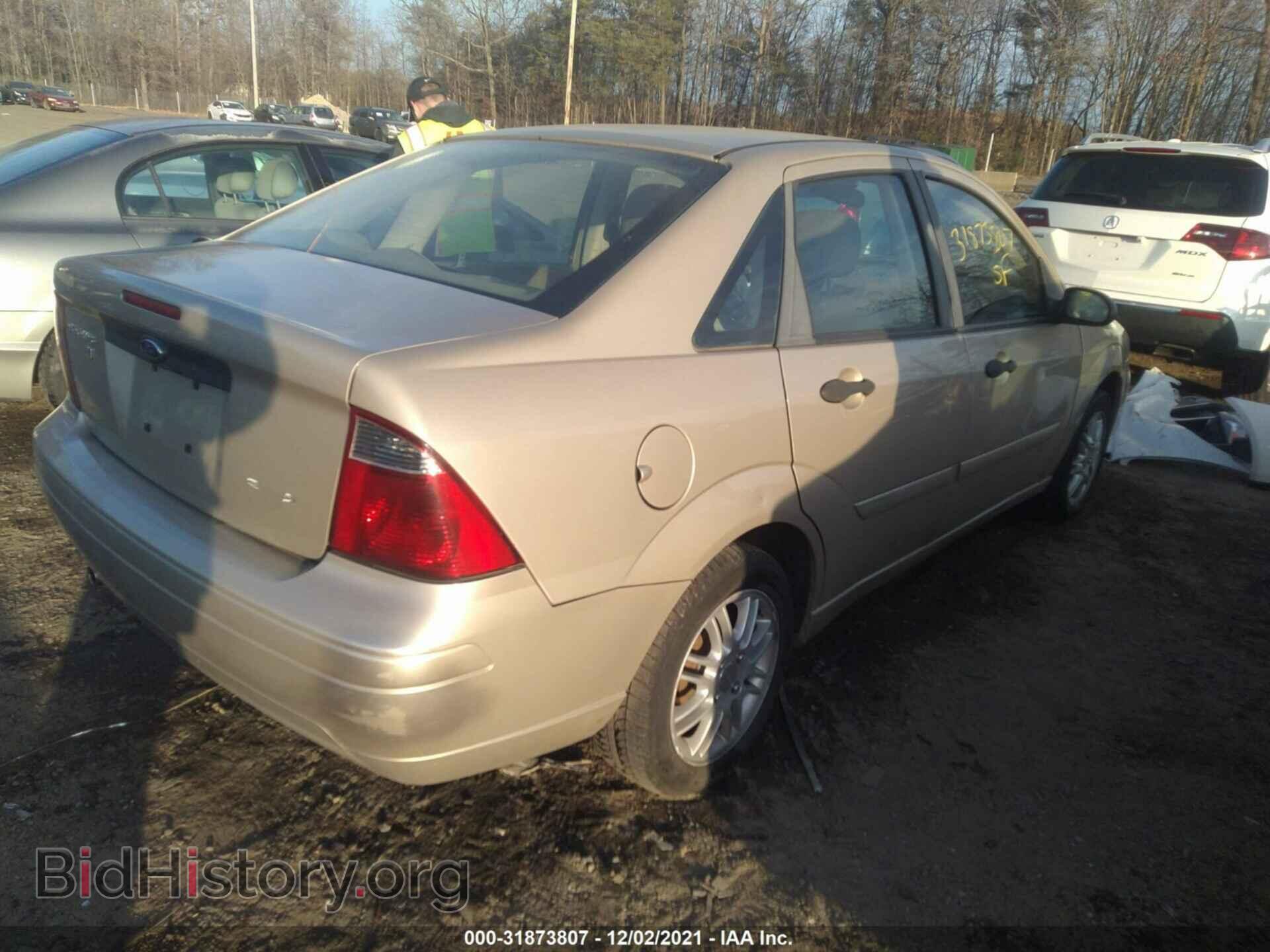 2007 FORD FOCUS - VIN: 1FAFP34N87W290434 - Фото 4