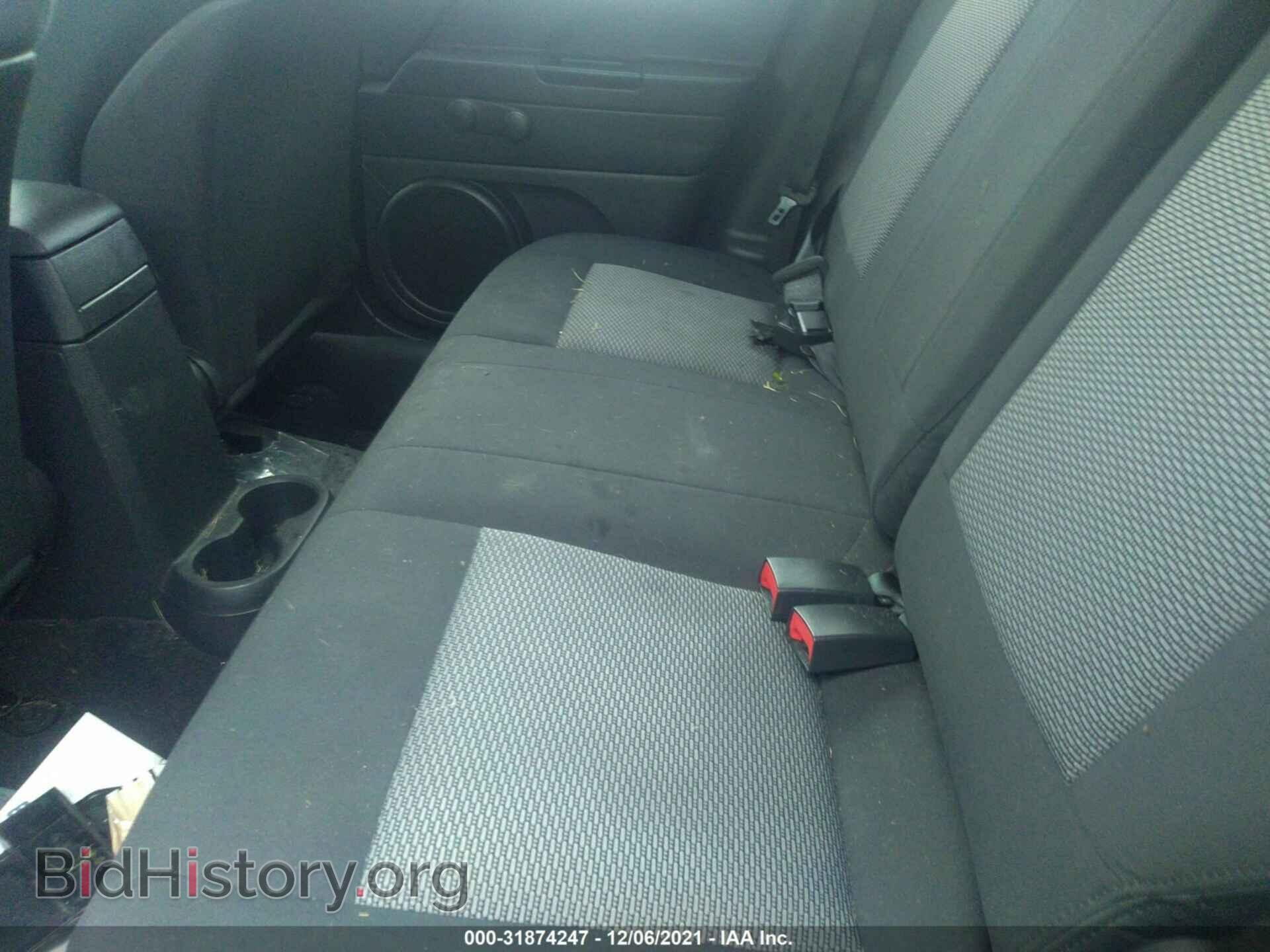2009 JEEP COMPASS - VIN: 1J4FF47B79D188815 - Фото 8