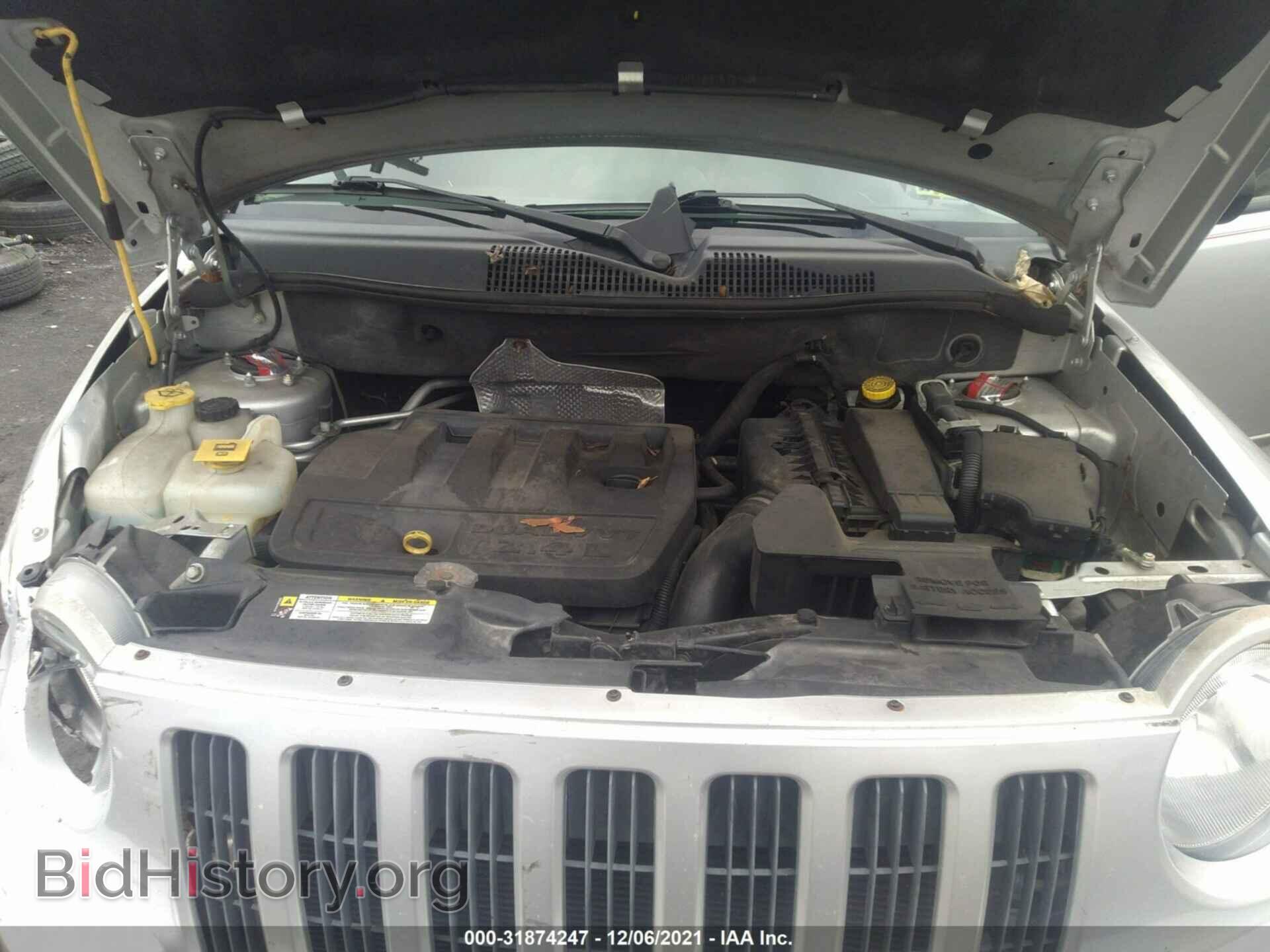 2009 JEEP COMPASS - VIN: 1J4FF47B79D188815 - Фото 10