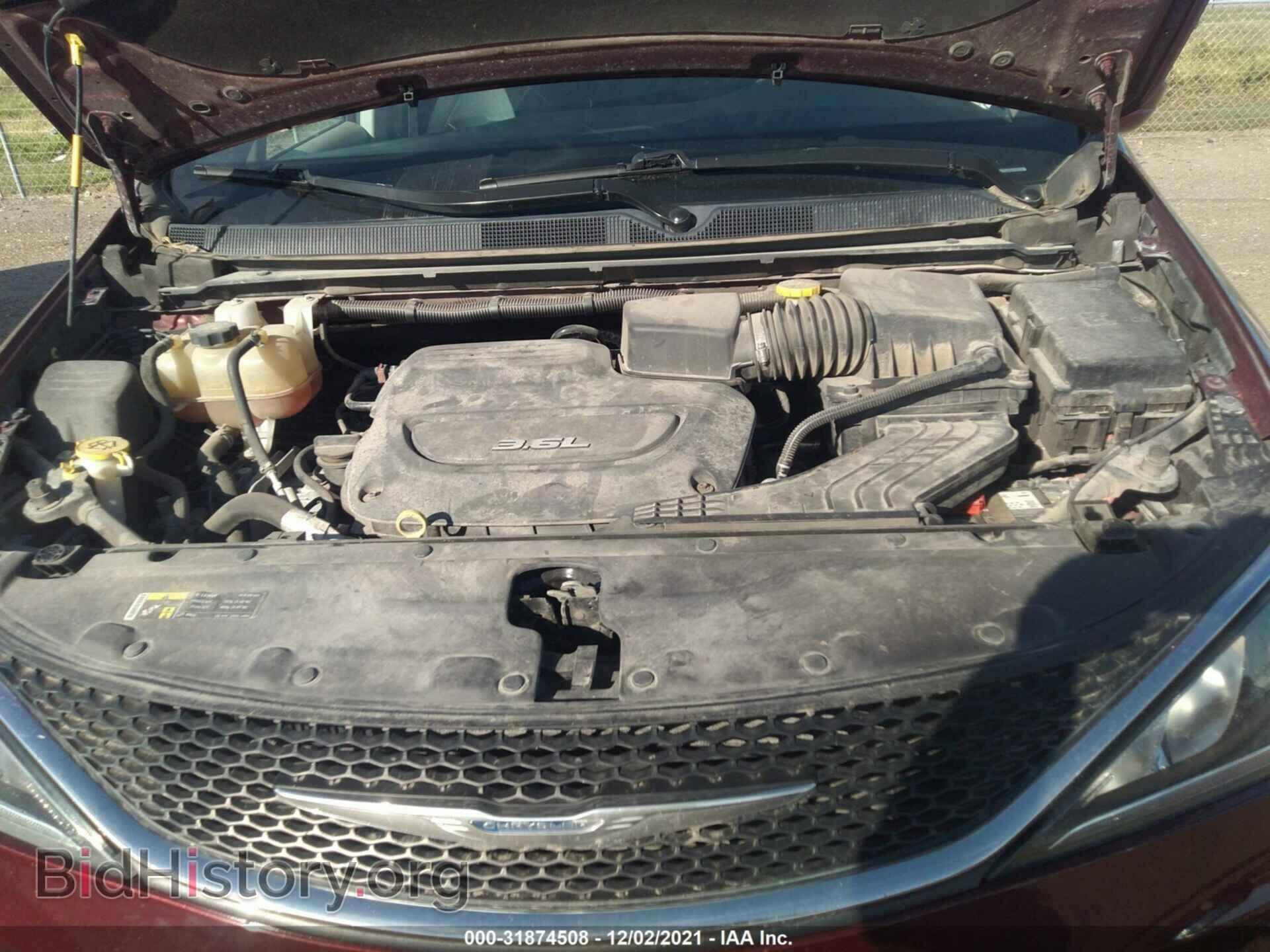 2017 CHRYSLER PACIFICA - VIN: 2C4RC1EG3HR622829 - Photo 10
