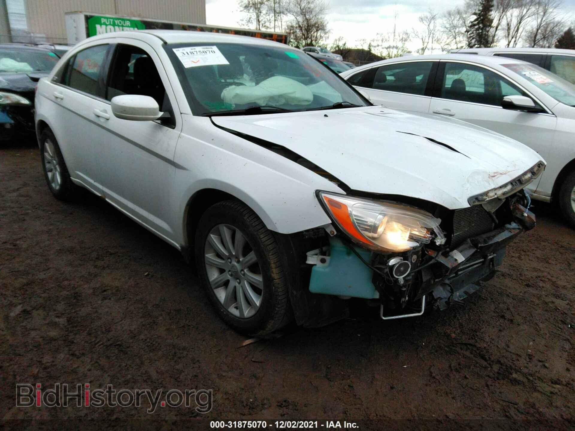 Фотография 1C3CCBAB4DN524488 - CHRYSLER 200 2013