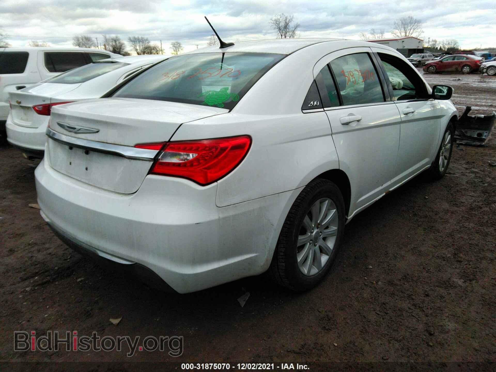 2013 CHRYSLER 200 - VIN: 1C3CCBAB4DN524488 - Фото 4