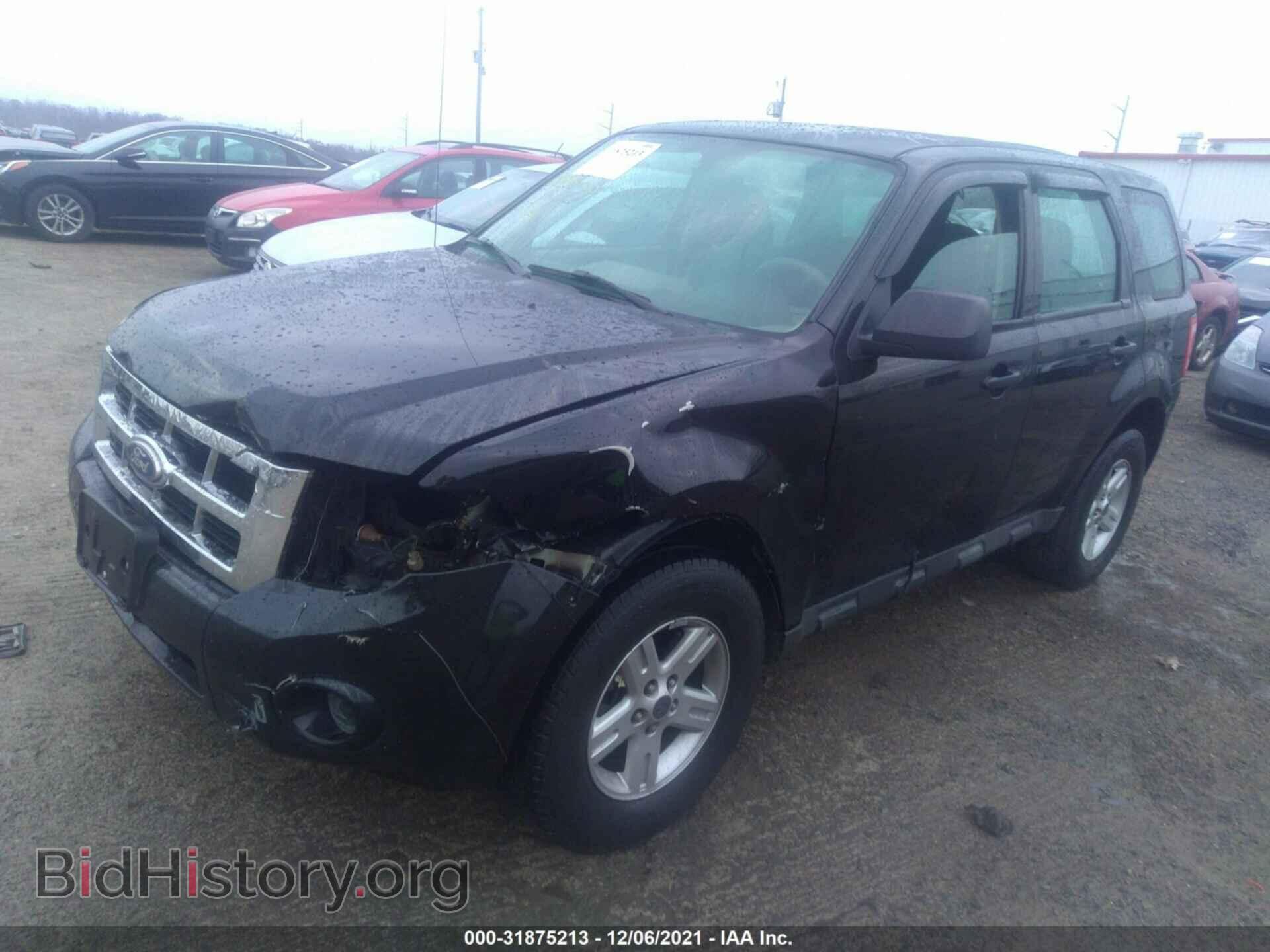 2010 FORD ESCAPE - VIN: 1FMCU0C75AKB79941 - Фото 2