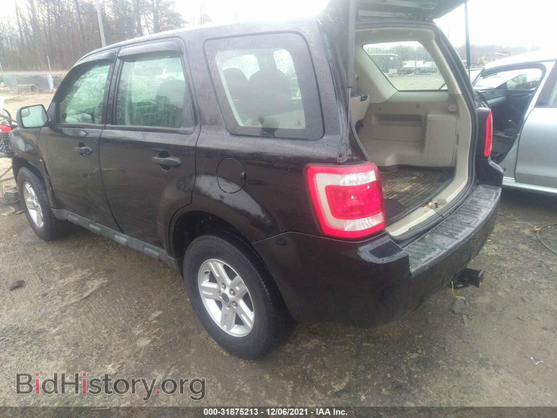2010 FORD ESCAPE - VIN: 1FMCU0C75AKB79941 - Фото 3