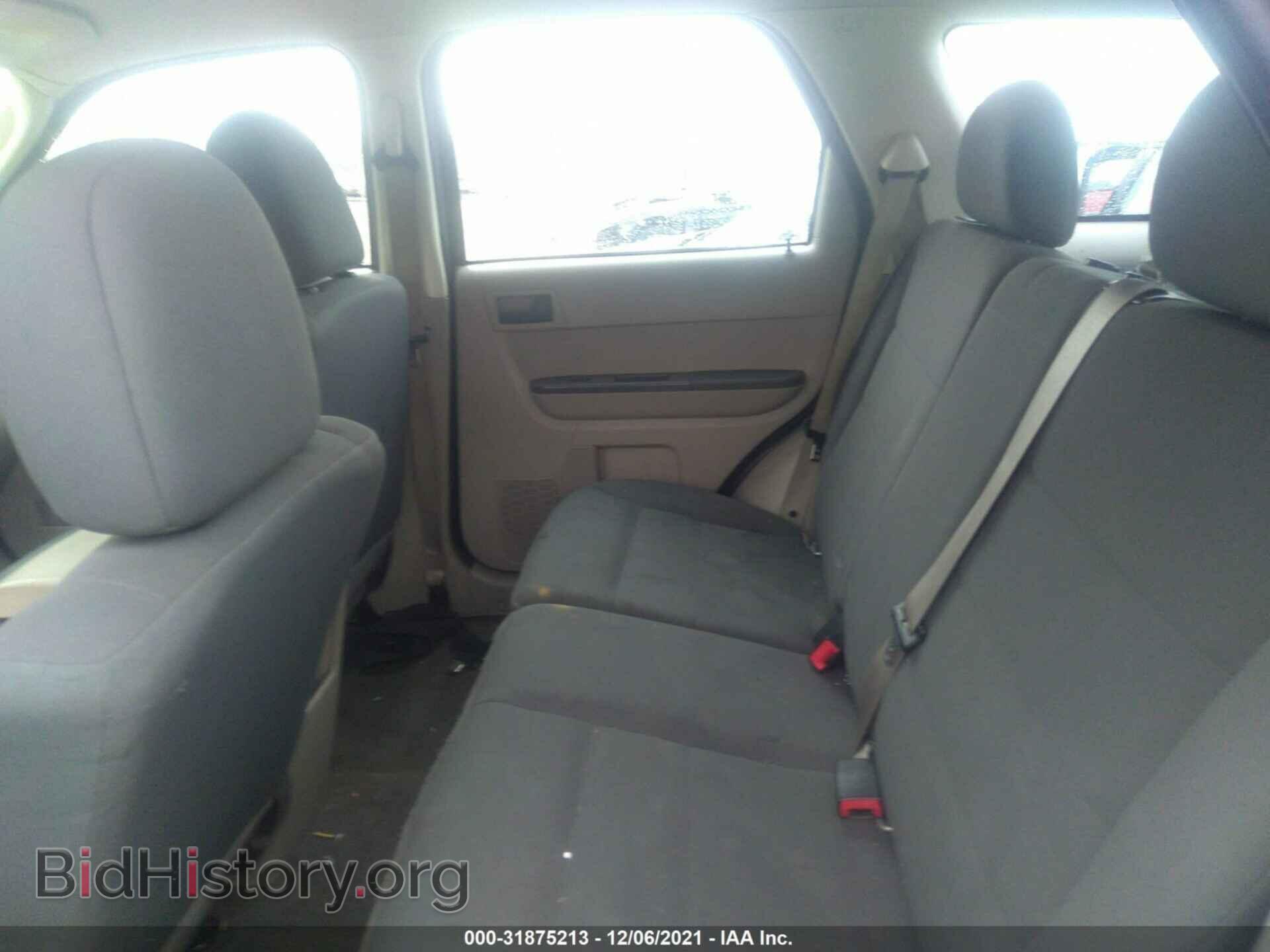 2010 FORD ESCAPE - VIN: 1FMCU0C75AKB79941 - Фото 8
