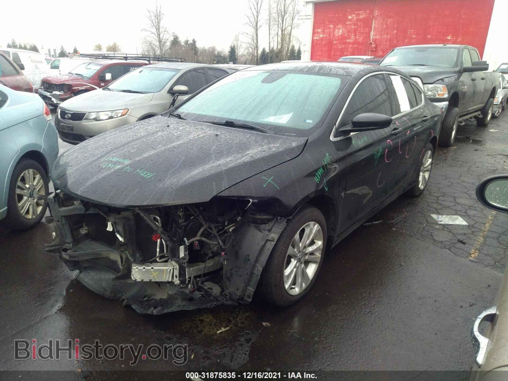 2016 CHRYSLER 200 - VIN: 1C3CCCAB6GN120036 - Фото 2