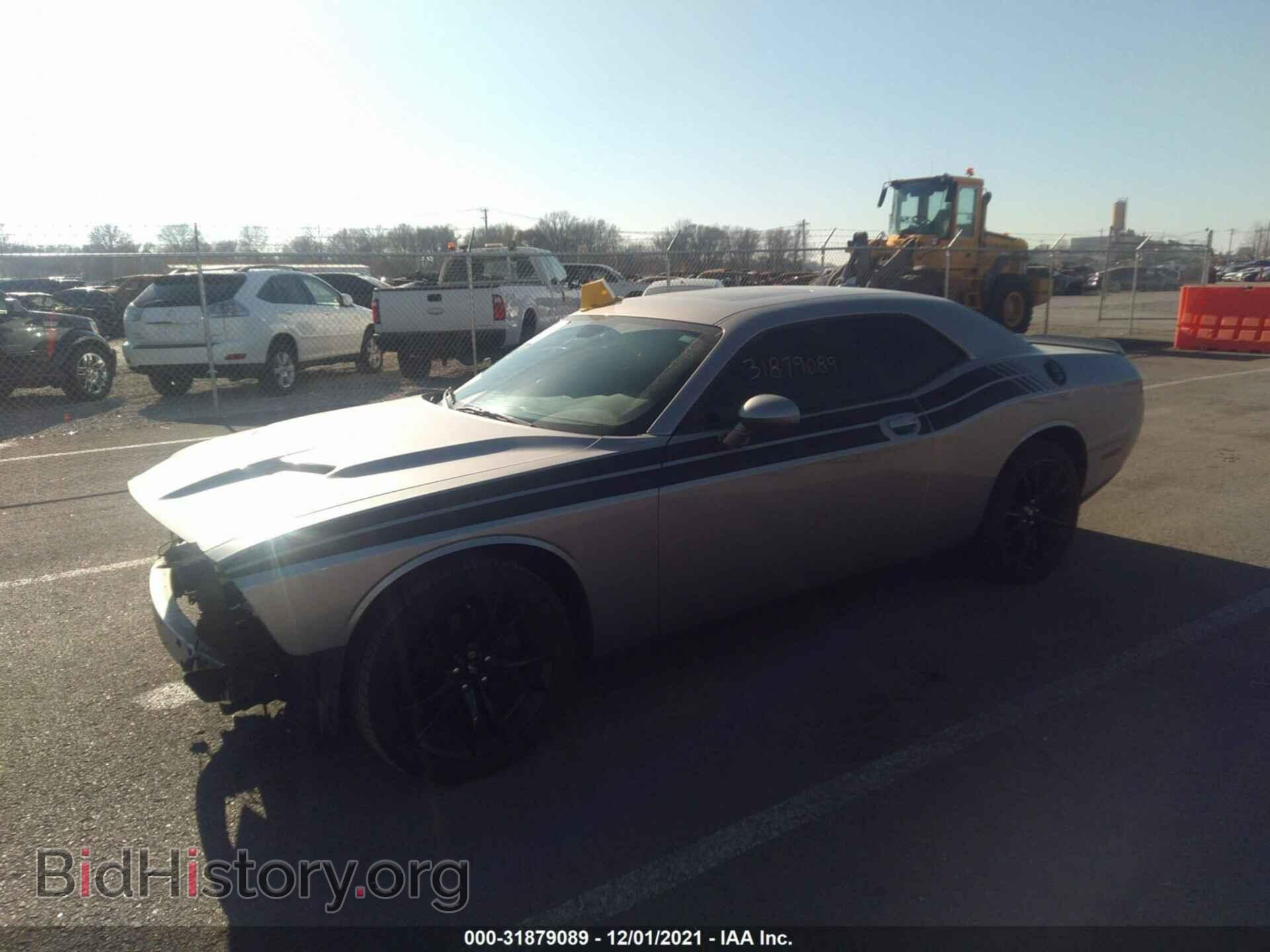 2018 DODGE CHALLENGER - VIN: 2C3CDZAG2JH276828 - Фото 2