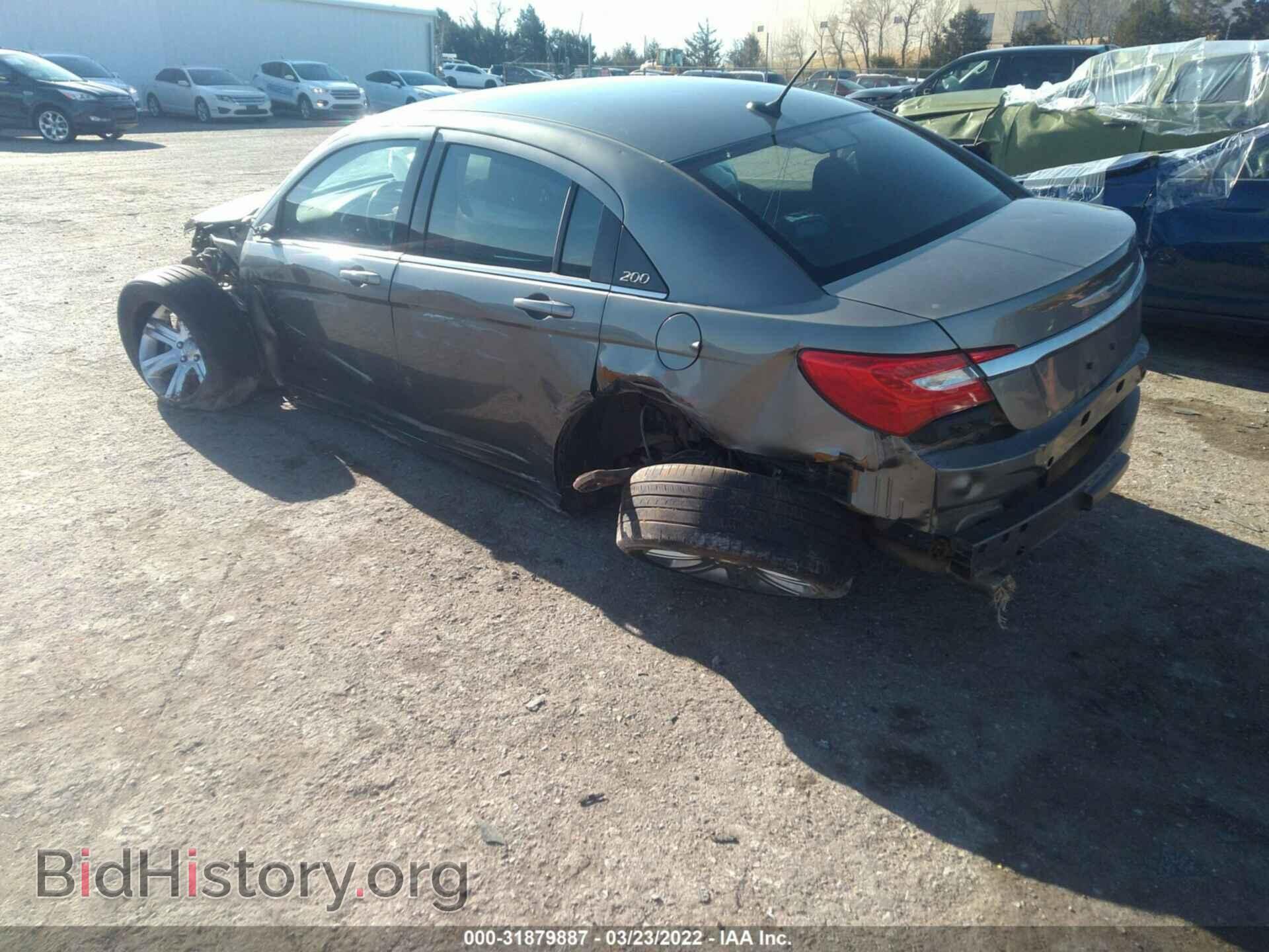 2012 CHRYSLER 200 - VIN: 1C3CCBBG3CN120848 - Фото 3