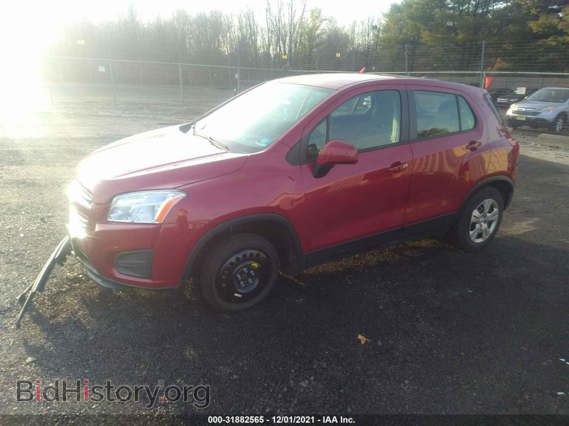 2015 CHEVROLET TRAX - VIN: KL7CJKSBXFB168582 - Фото 2