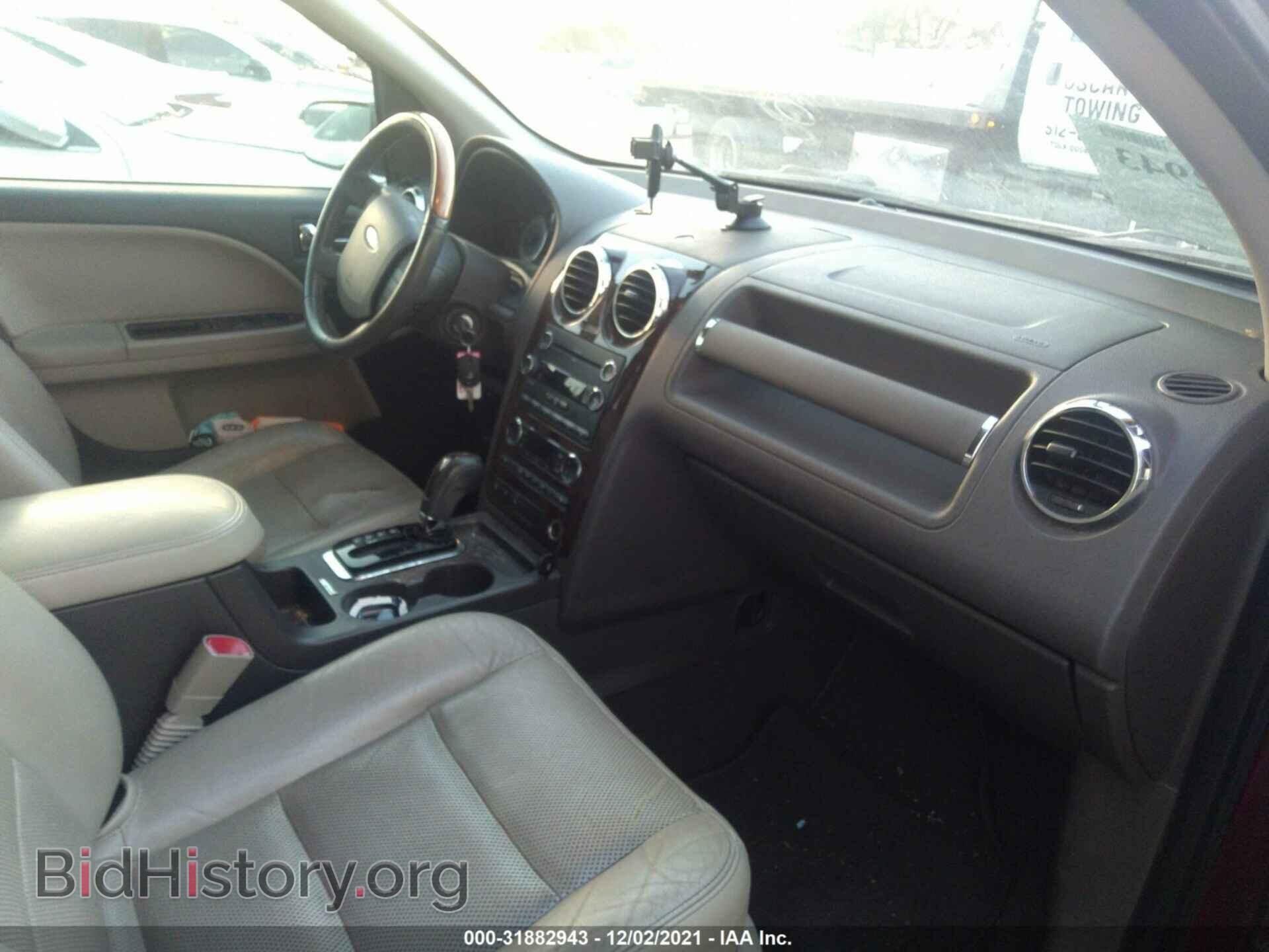 2008 FORD TAURUS X - VIN: 1FMDK03W88GA40367 - Фото 5