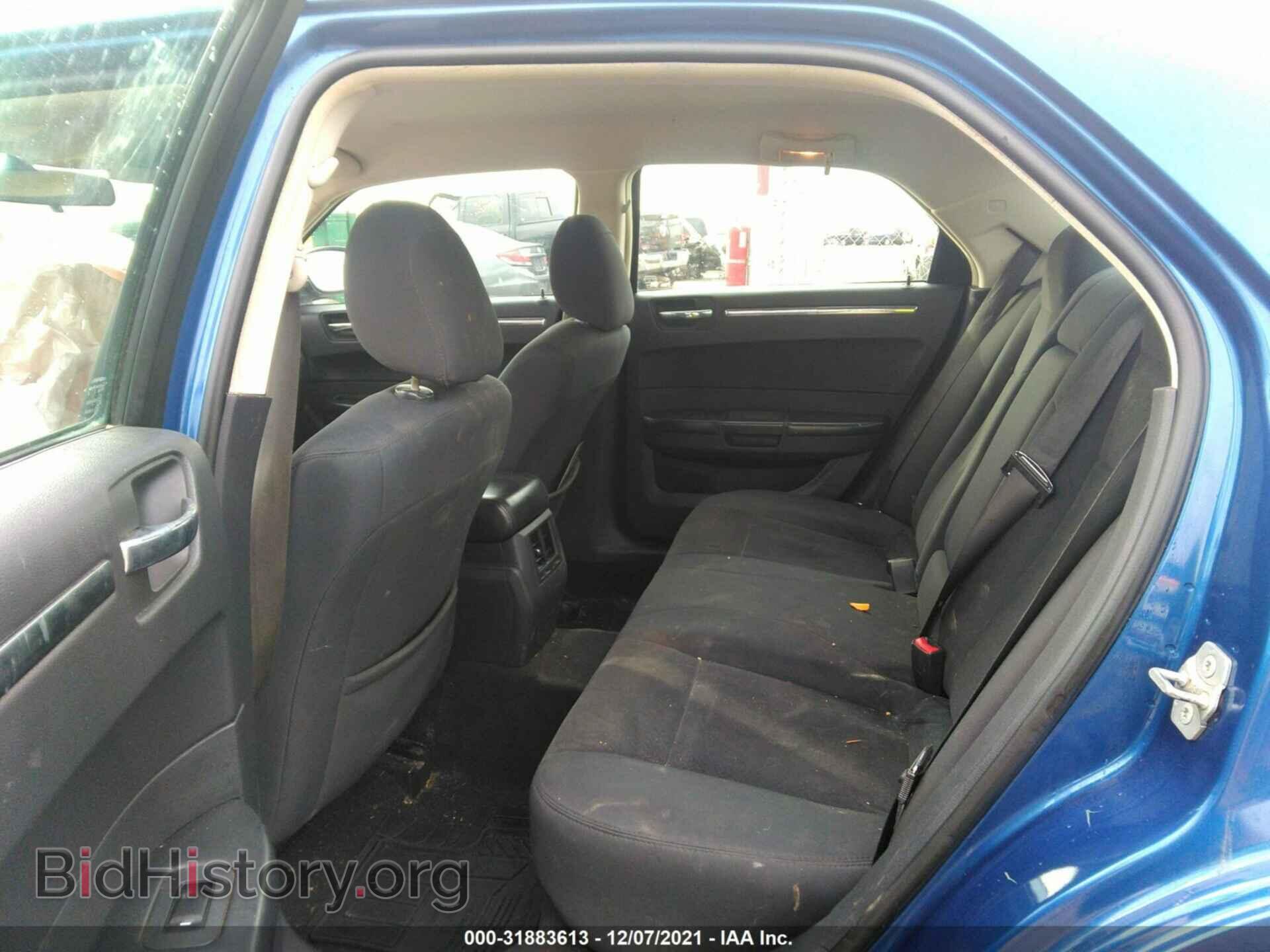 2010 CHRYSLER 300 - VIN: 2C3CA4CD9AH112622 - Фото 8