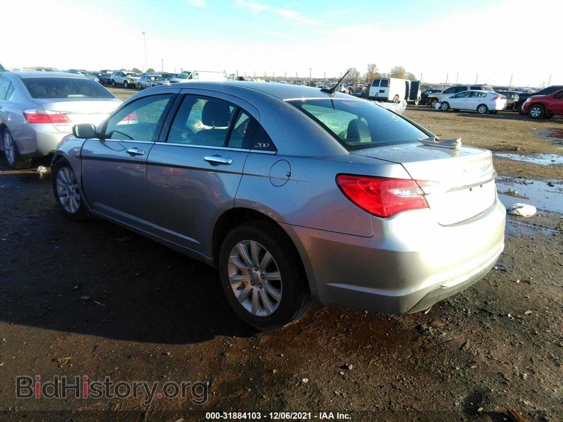 2013 CHRYSLER 200 - VIN: 1C3CCBCG3DN751762 - Фото 3