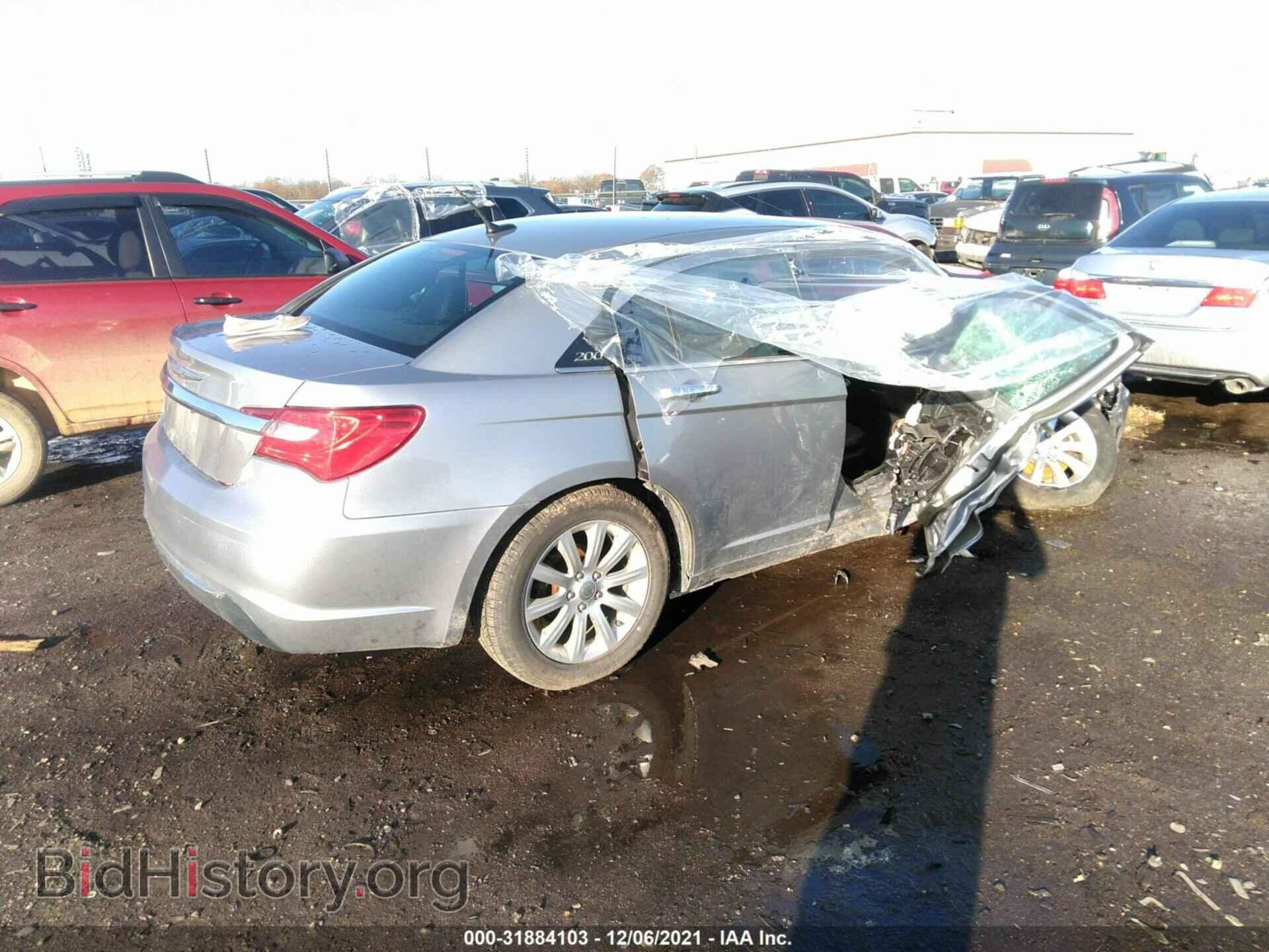 2013 CHRYSLER 200 - VIN: 1C3CCBCG3DN751762 - Фото 4