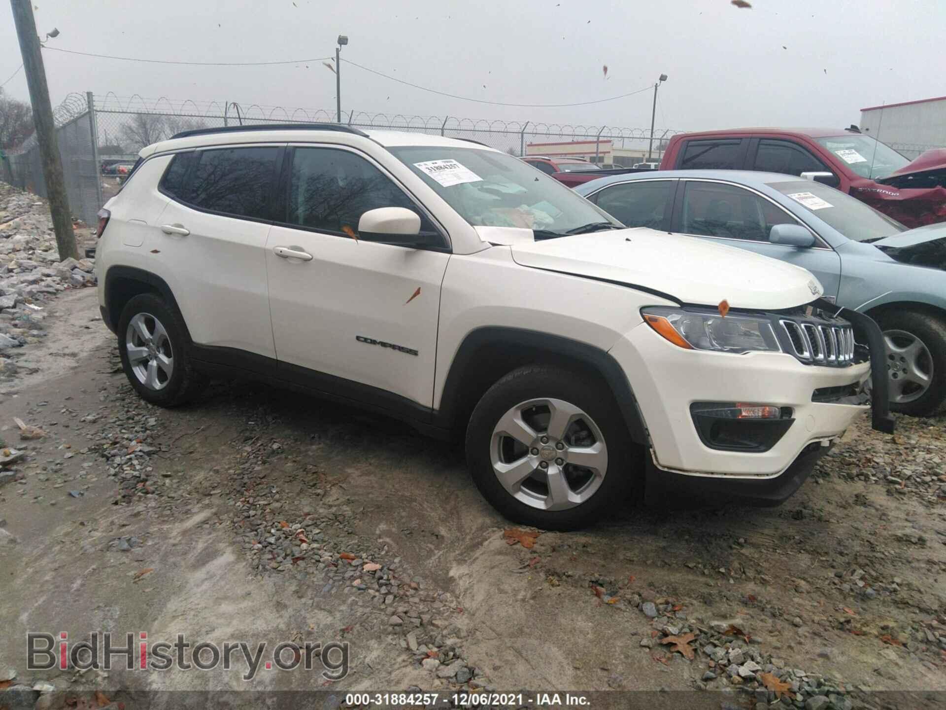 Photo 3C4NJCBBXLT176872 - JEEP COMPASS 2020
