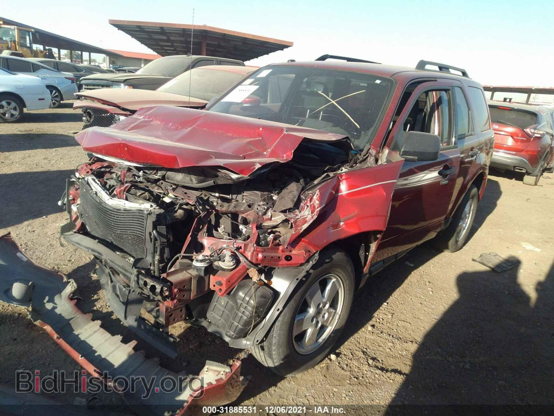 2012 FORD ESCAPE - VIN: 1FMCU0D71CKC05596 - Фото 2